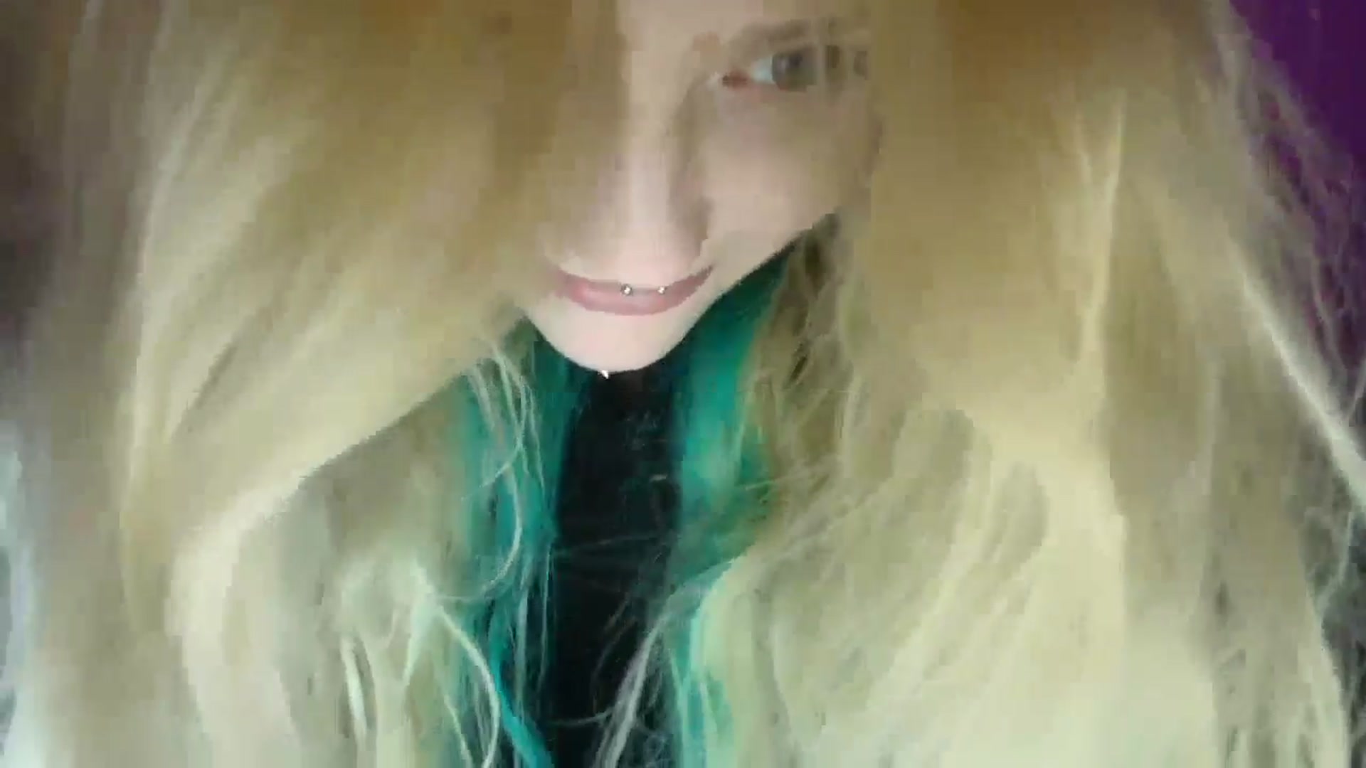 Gallery image thumbnail from DuckChan0's myfreecams stream on, 10/01/2025, 18:28 image 20 of 20