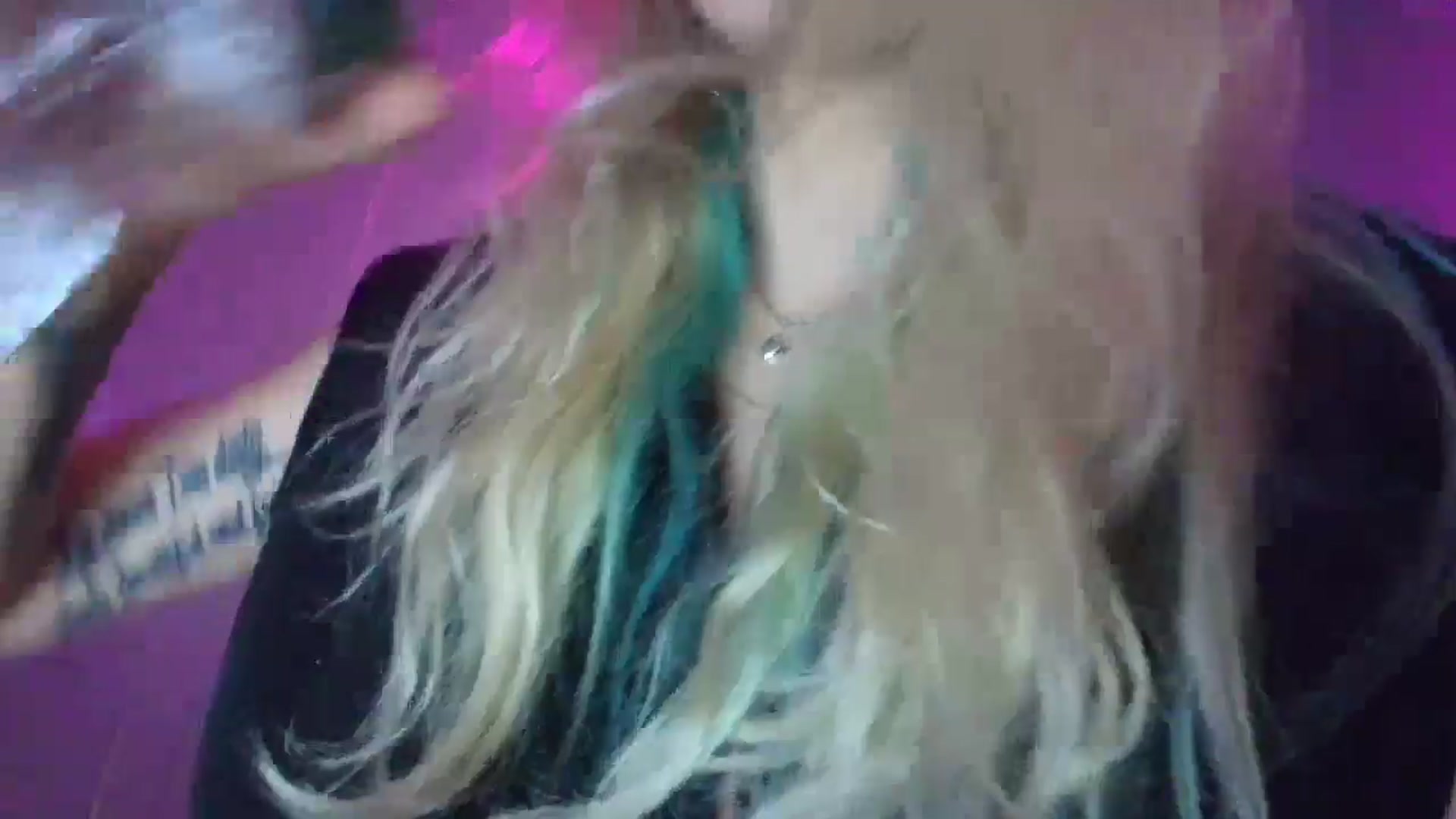 Gallery image thumbnail from DuckChan0's myfreecams stream on, 10/01/2025, 18:28 image 18 of 20