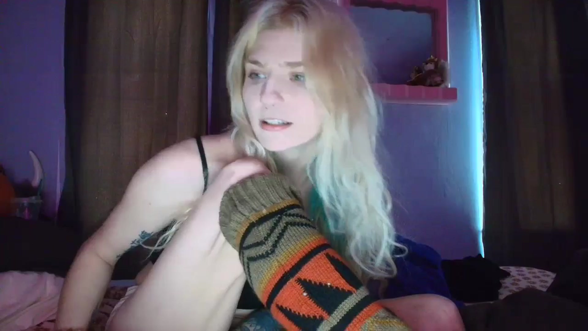 Gallery image thumbnail from DuckChan0's myfreecams stream on, 10/02/2025, 16:47 image 12 of 20