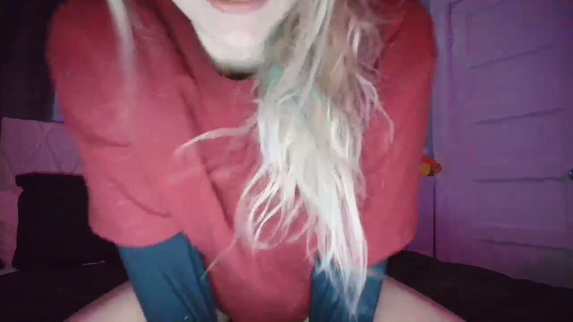 Gallery image thumbnail from DuckChan0's myfreecams stream on, 10/09/2025, 15:55 image 8 of 20