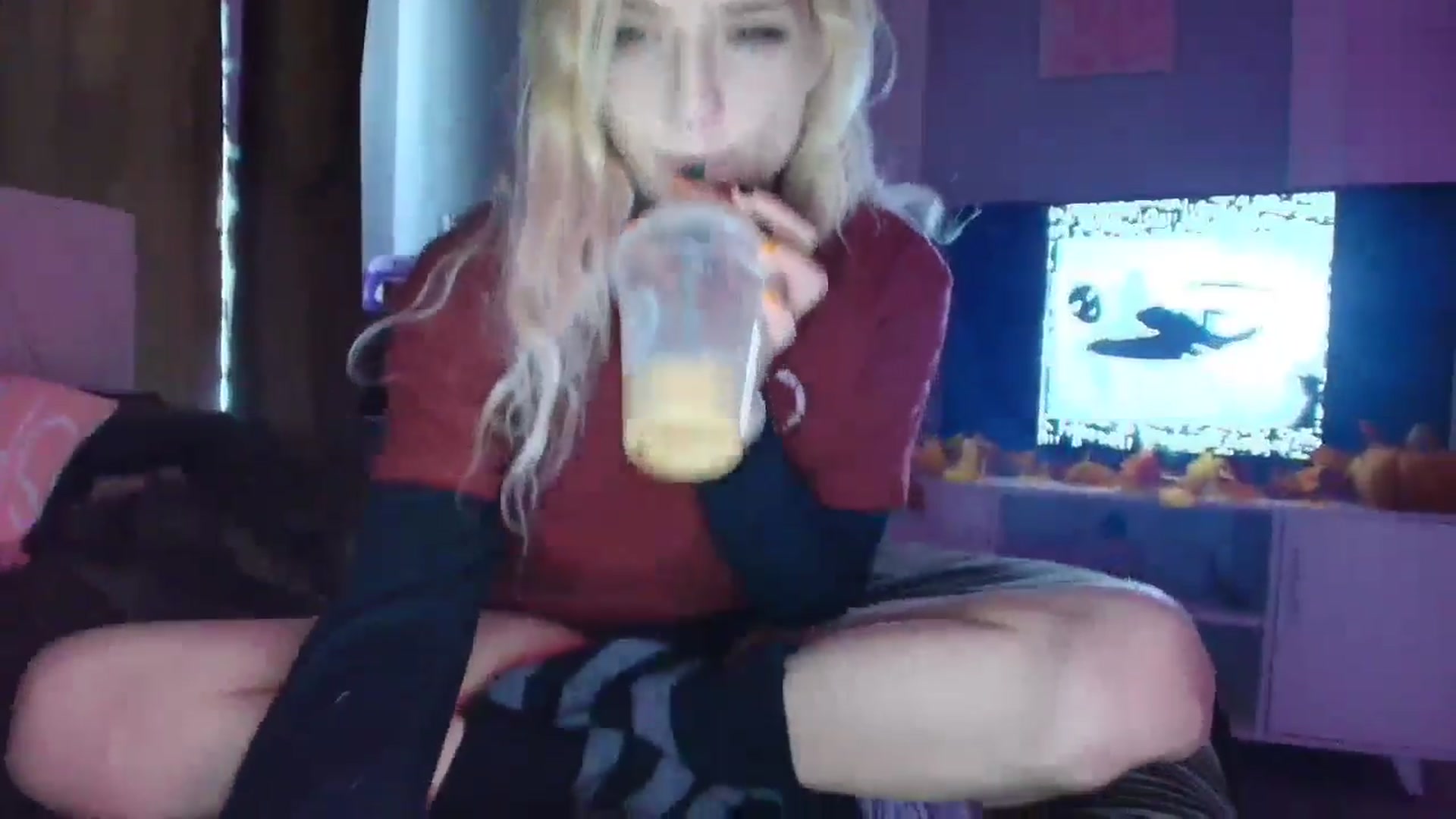 Gallery image thumbnail from DuckChan0's myfreecams stream on, 10/09/2025, 16:19 image 2 of 20
