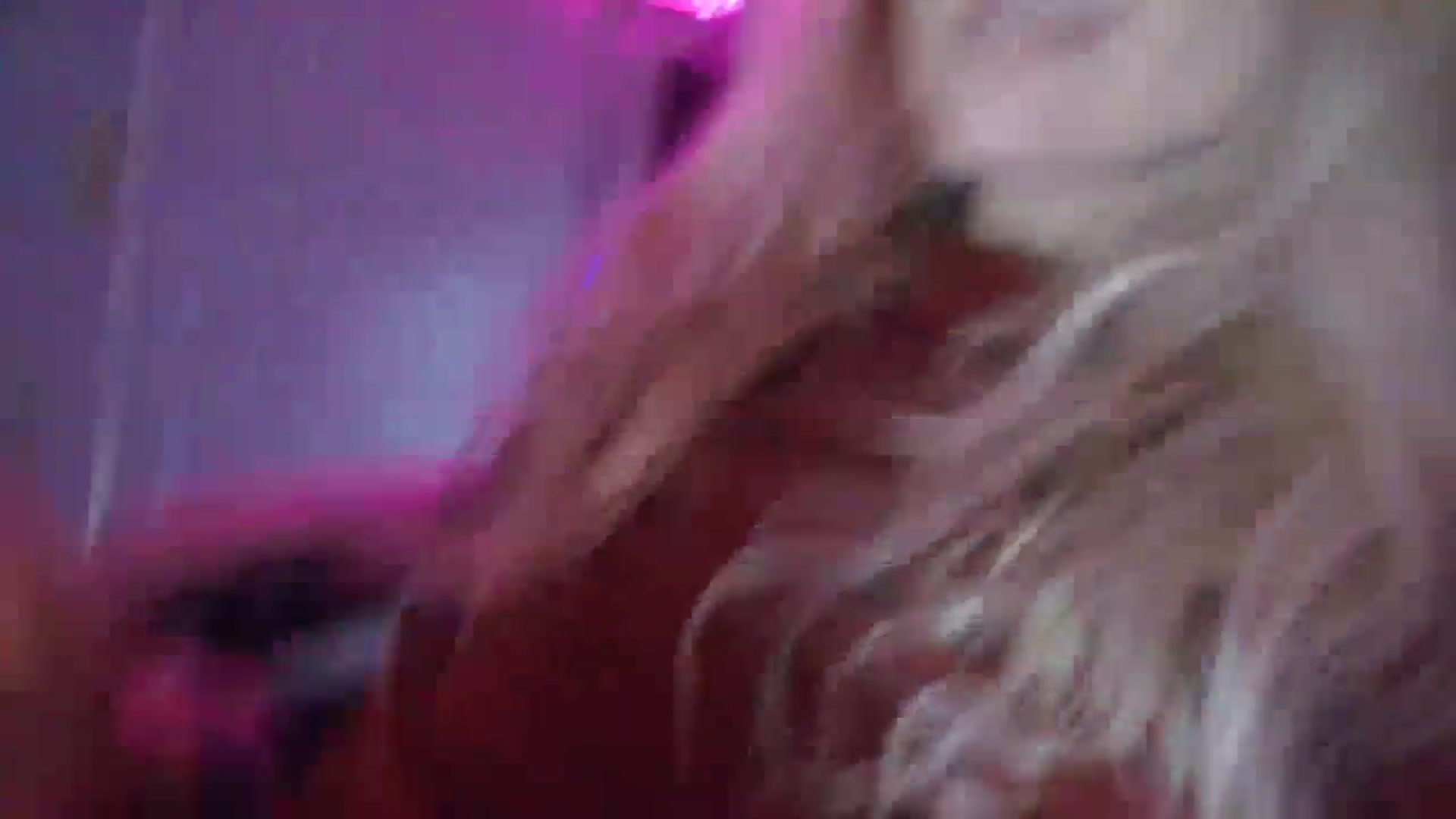 Gallery image thumbnail from DuckChan0's myfreecams stream on, 10/09/2025, 17:00 image 2 of 20