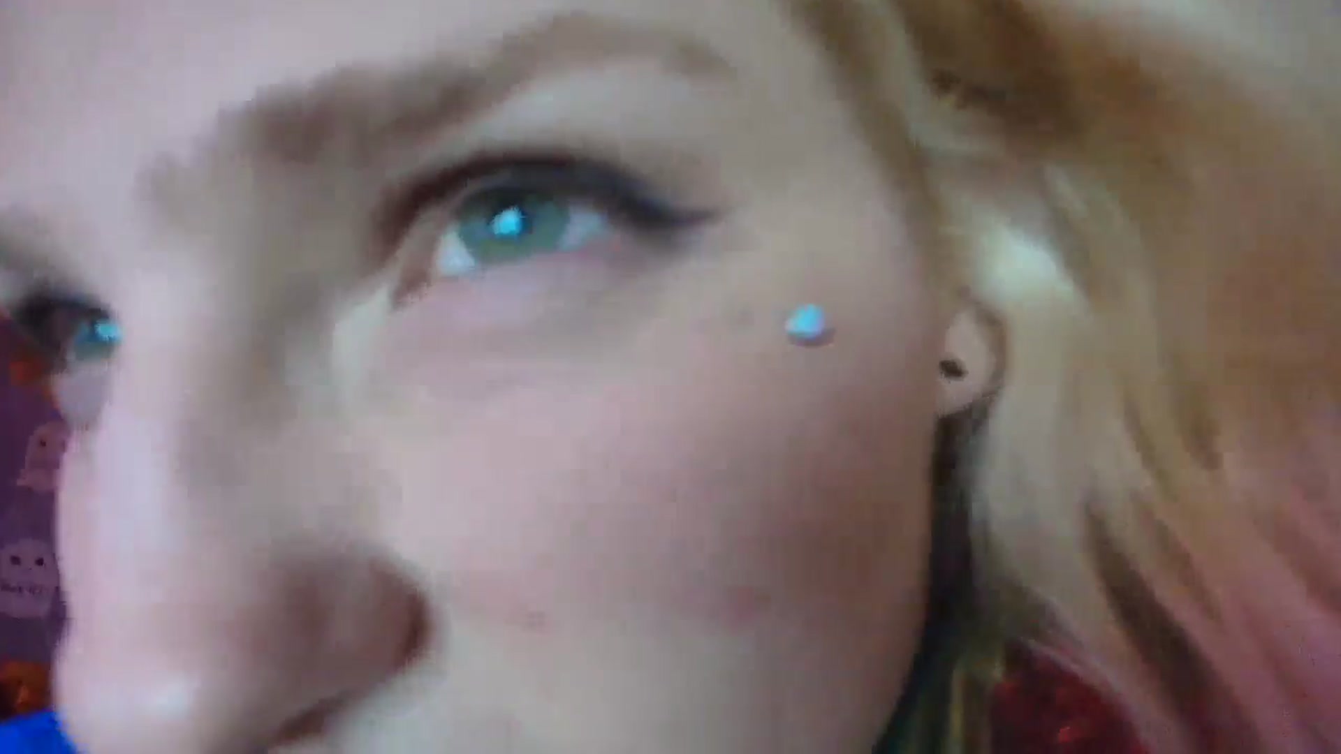 Gallery image thumbnail from DuckChan0's myfreecams stream on, 10/11/2025, 02:44 image 18 of 20