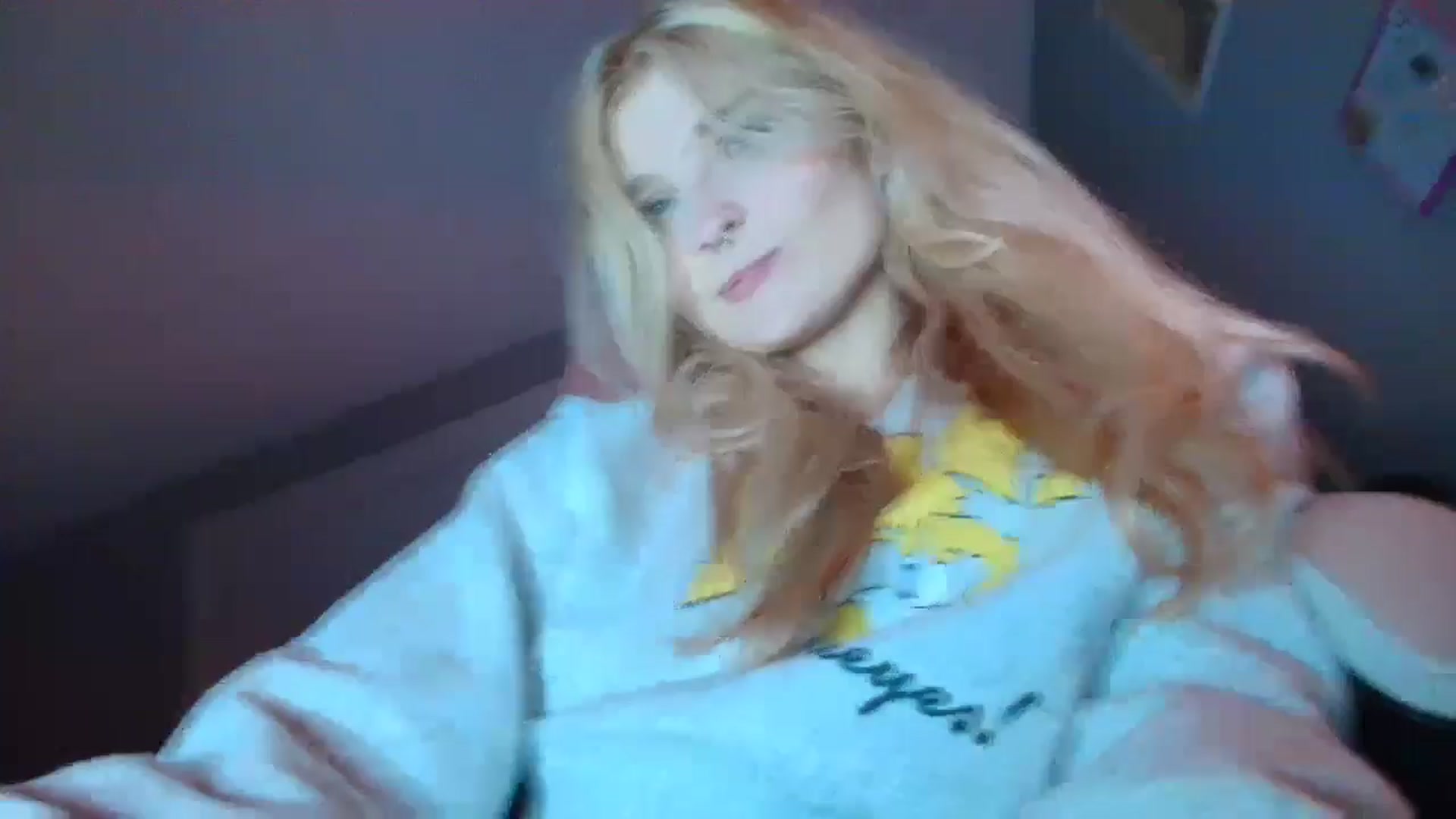 Gallery image thumbnail from DuckChan0's myfreecams stream on, 10/13/2025, 24:14 image 19 of 20