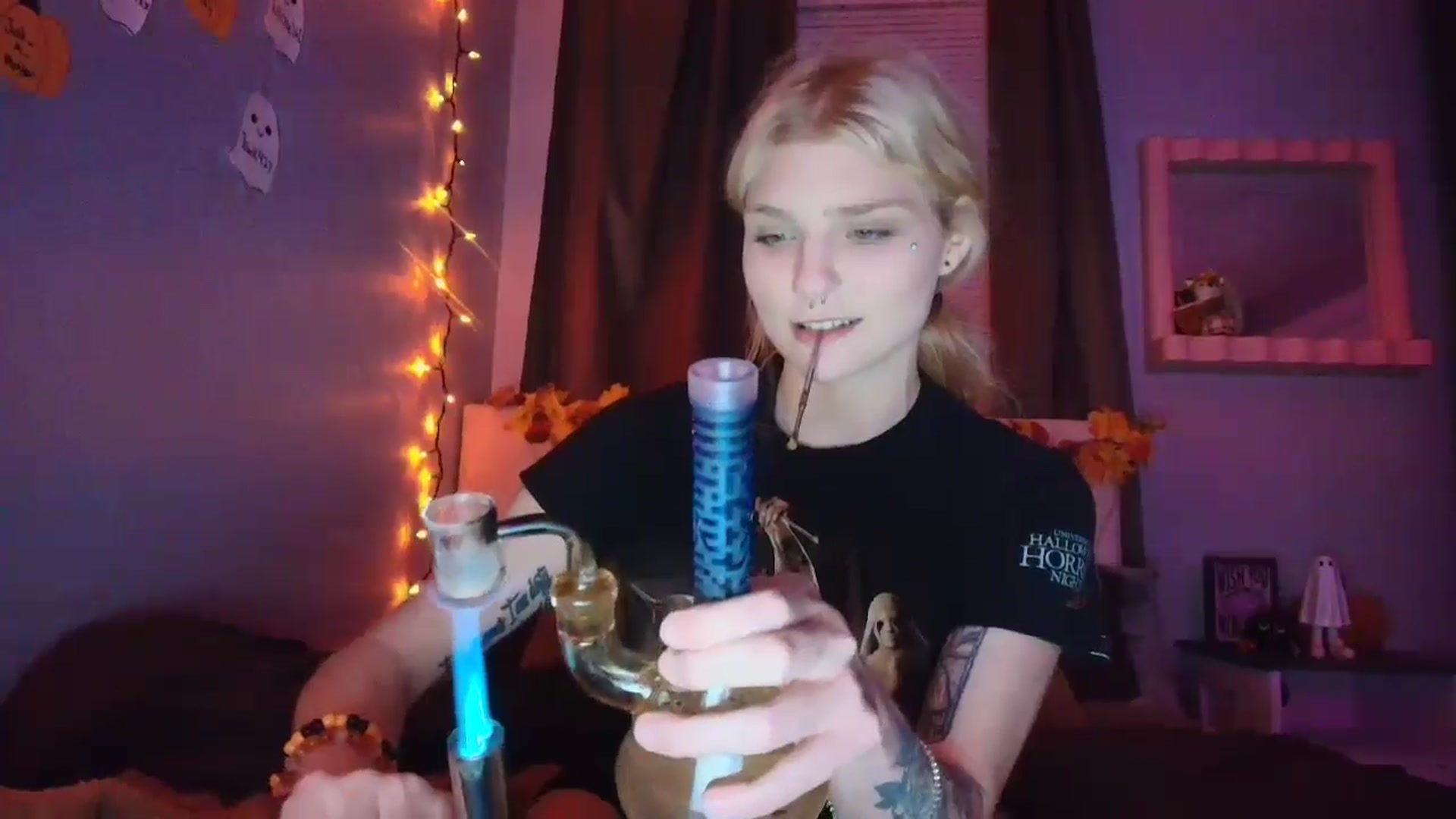 Gallery image thumbnail from DuckChan0's myfreecams stream on, 10/24/2025, 01:39 image 2 of 20