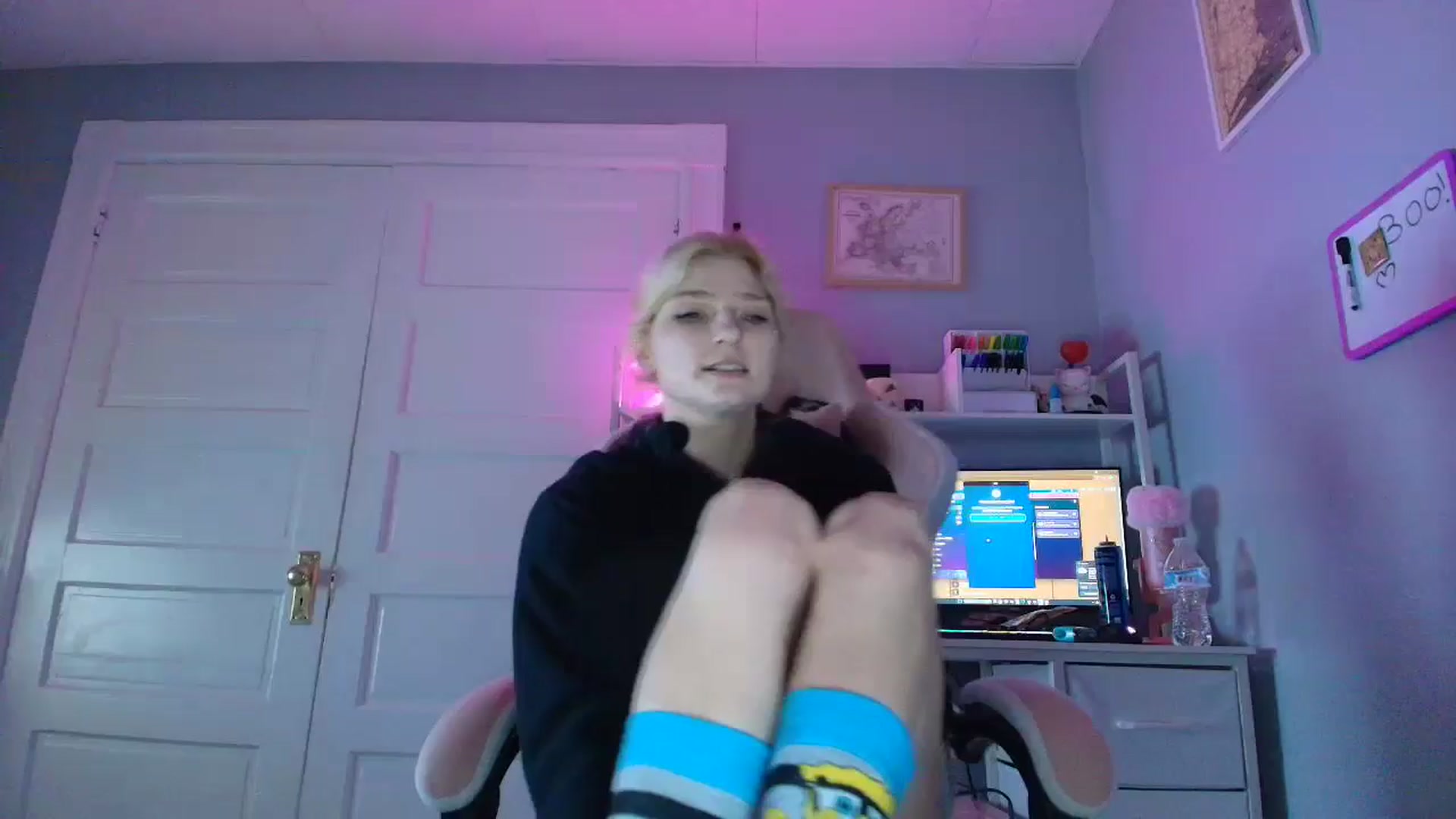Gallery image thumbnail from DuckChan0's myfreecams stream on, 10/30/2025, 16:18 image 1 of 20