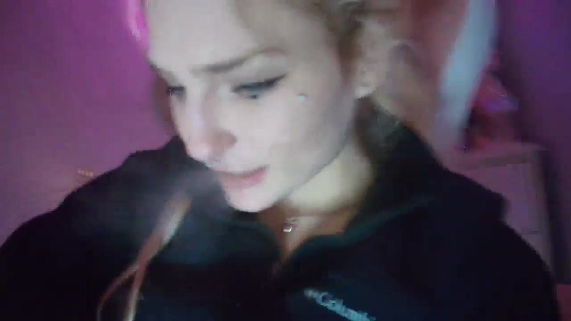 Gallery image thumbnail from DuckChan0's myfreecams stream on, 10/31/2025, 16:21 image 18 of 20