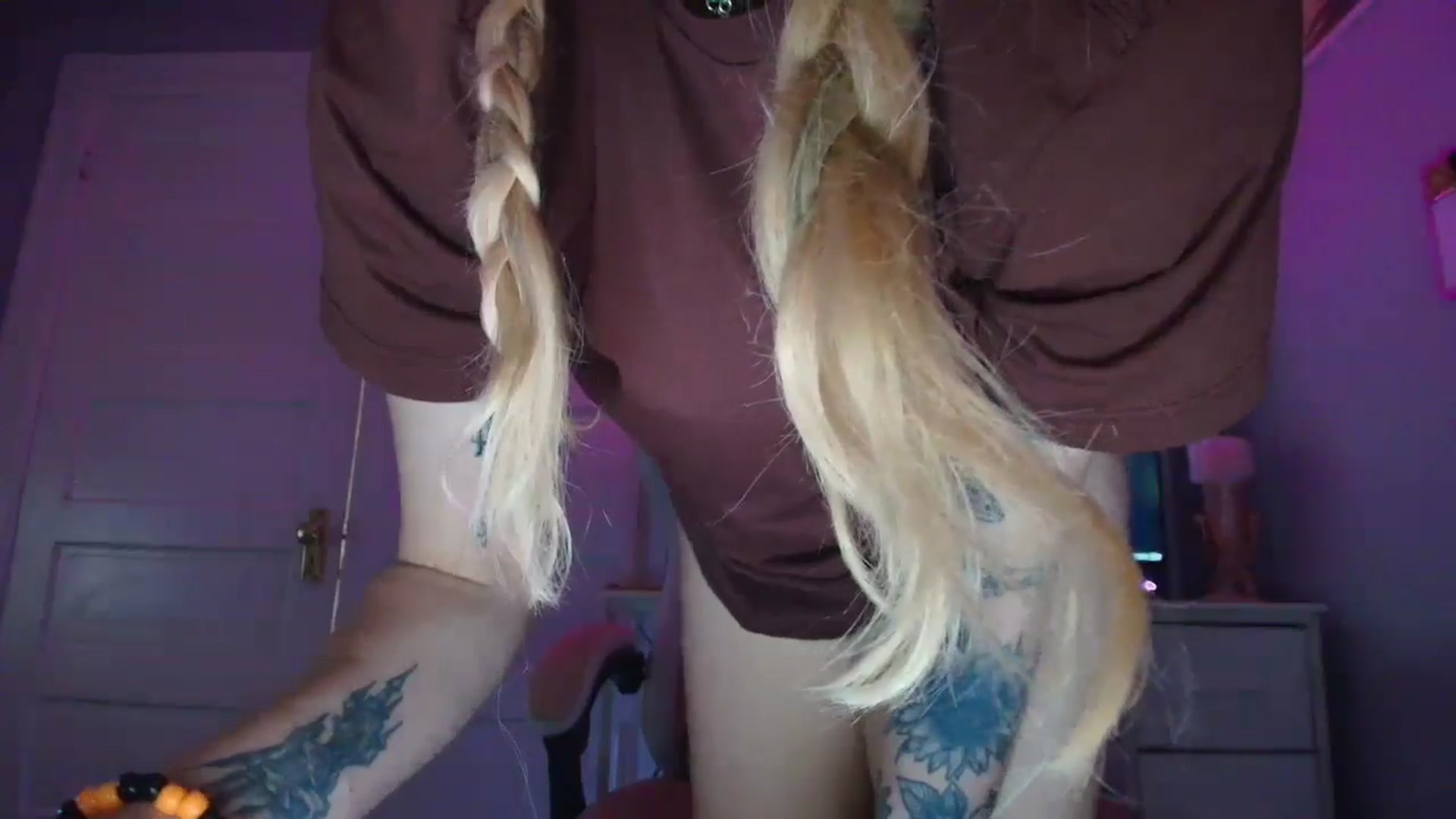 Gallery image thumbnail from DuckChan0's myfreecams stream on, 11/01/2025, 19:19 image 2 of 20