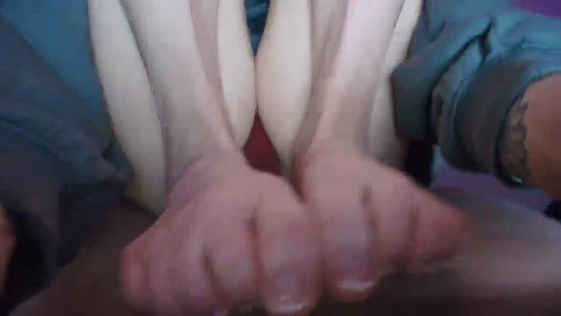 Gallery image thumbnail from DuckChan0's myfreecams stream on, 11/01/2025, 20:15 image 17 of 20