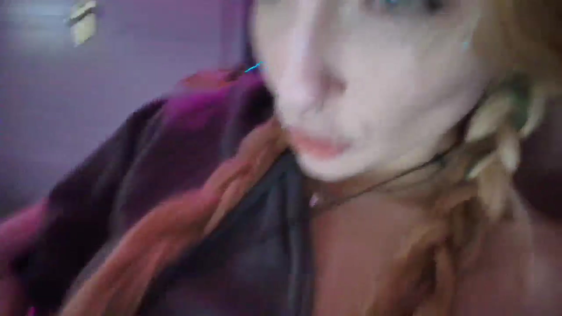 Gallery image thumbnail from DuckChan0's myfreecams stream on, 11/01/2025, 20:15 image 12 of 20