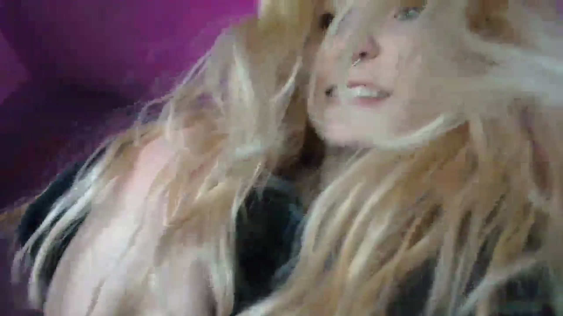 Gallery image thumbnail from DuckChan0's myfreecams stream on, 11/03/2025, 18:40 image 18 of 20