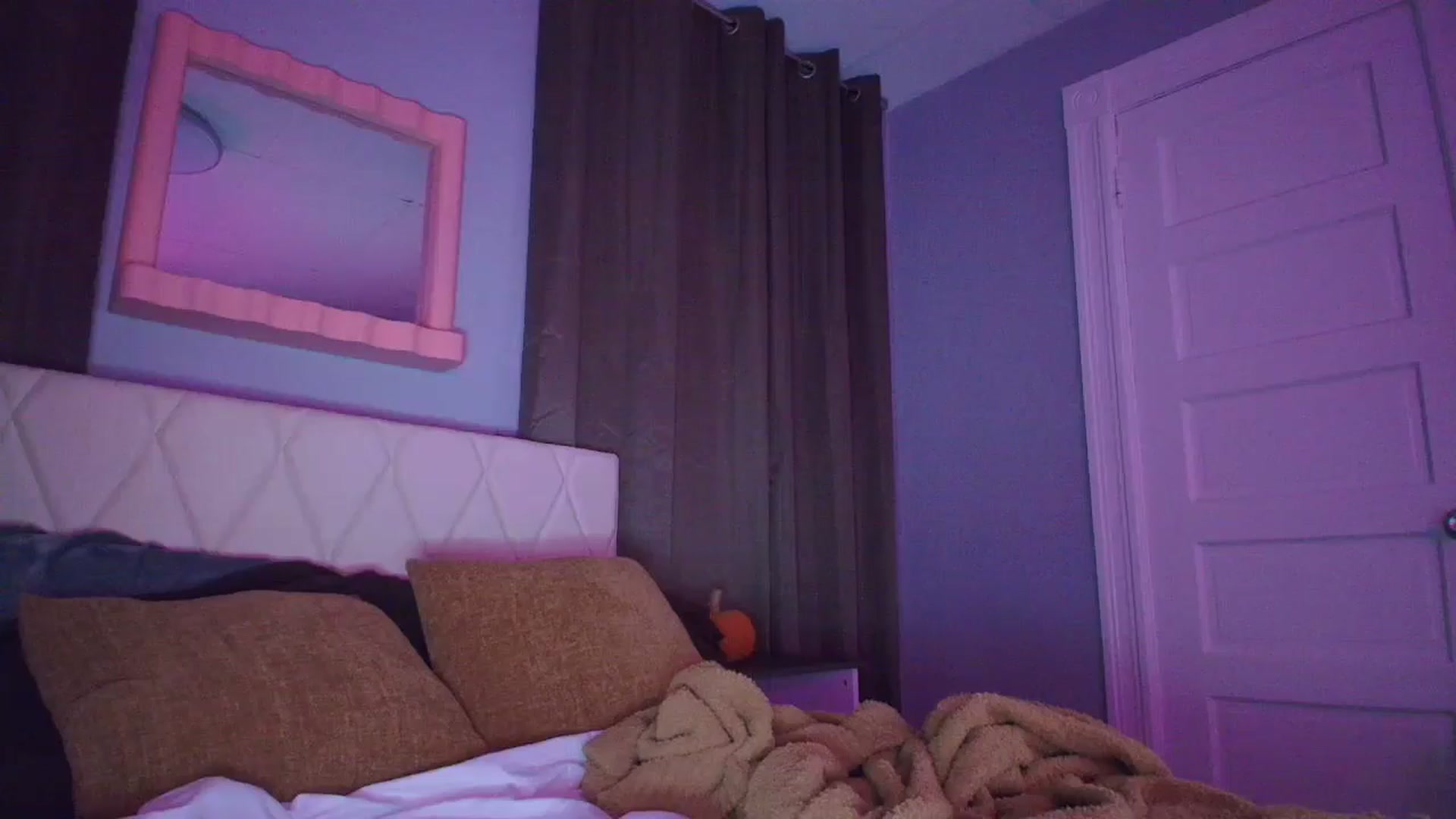 Gallery image thumbnail from DuckChan0's myfreecams stream on, 11/09/2025, 02:00 image 1 of 20