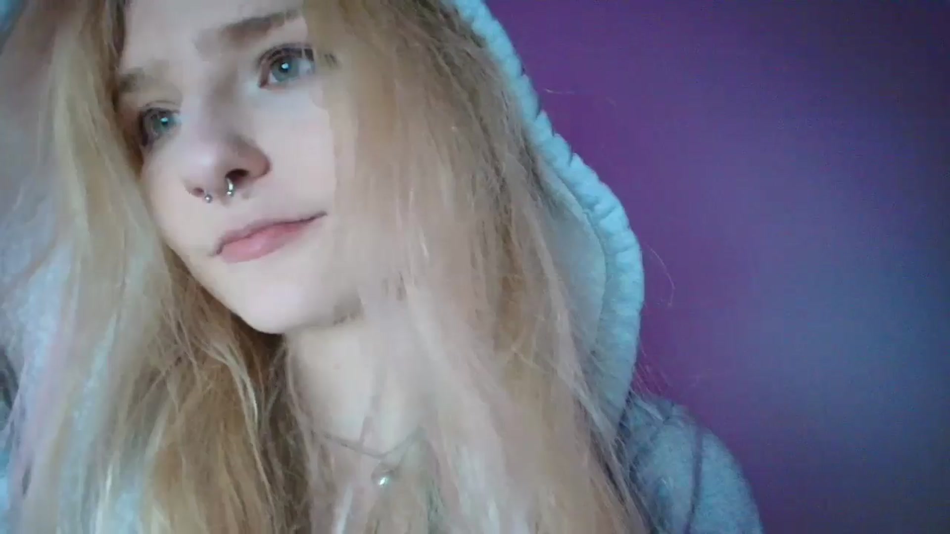 Gallery image thumbnail from DuckChan0's myfreecams stream on, 11/09/2025, 19:42 image 11 of 20