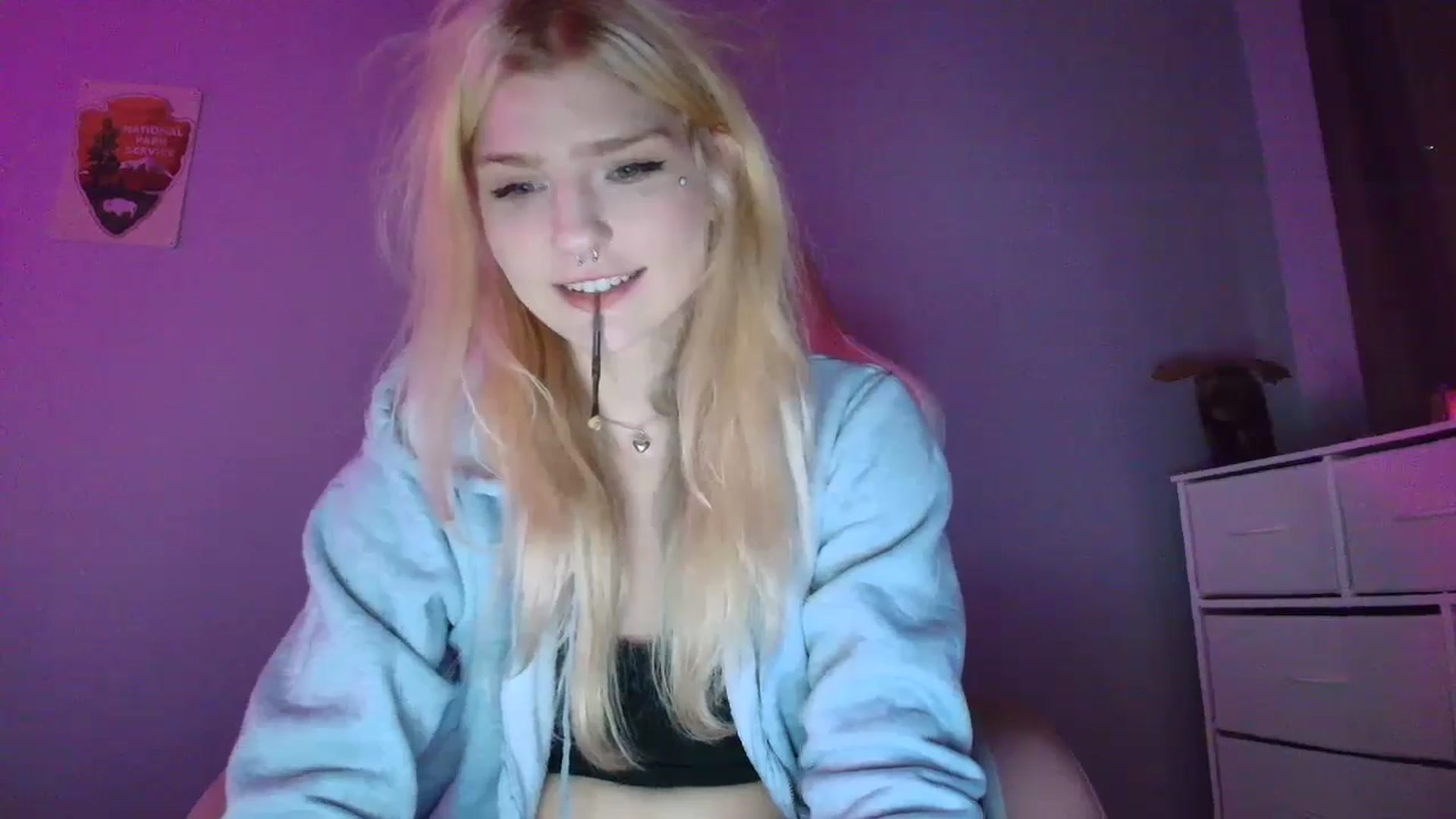 Gallery image thumbnail from DuckChan0's myfreecams stream on, 11/09/2025, 19:42 image 20 of 20