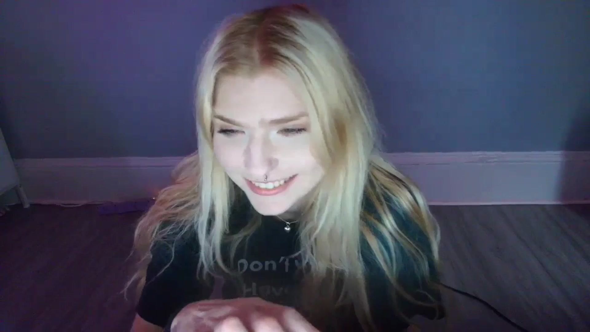 Gallery image thumbnail from DuckChan0's myfreecams stream on, 11/11/2025, 16:49 image 20 of 20
