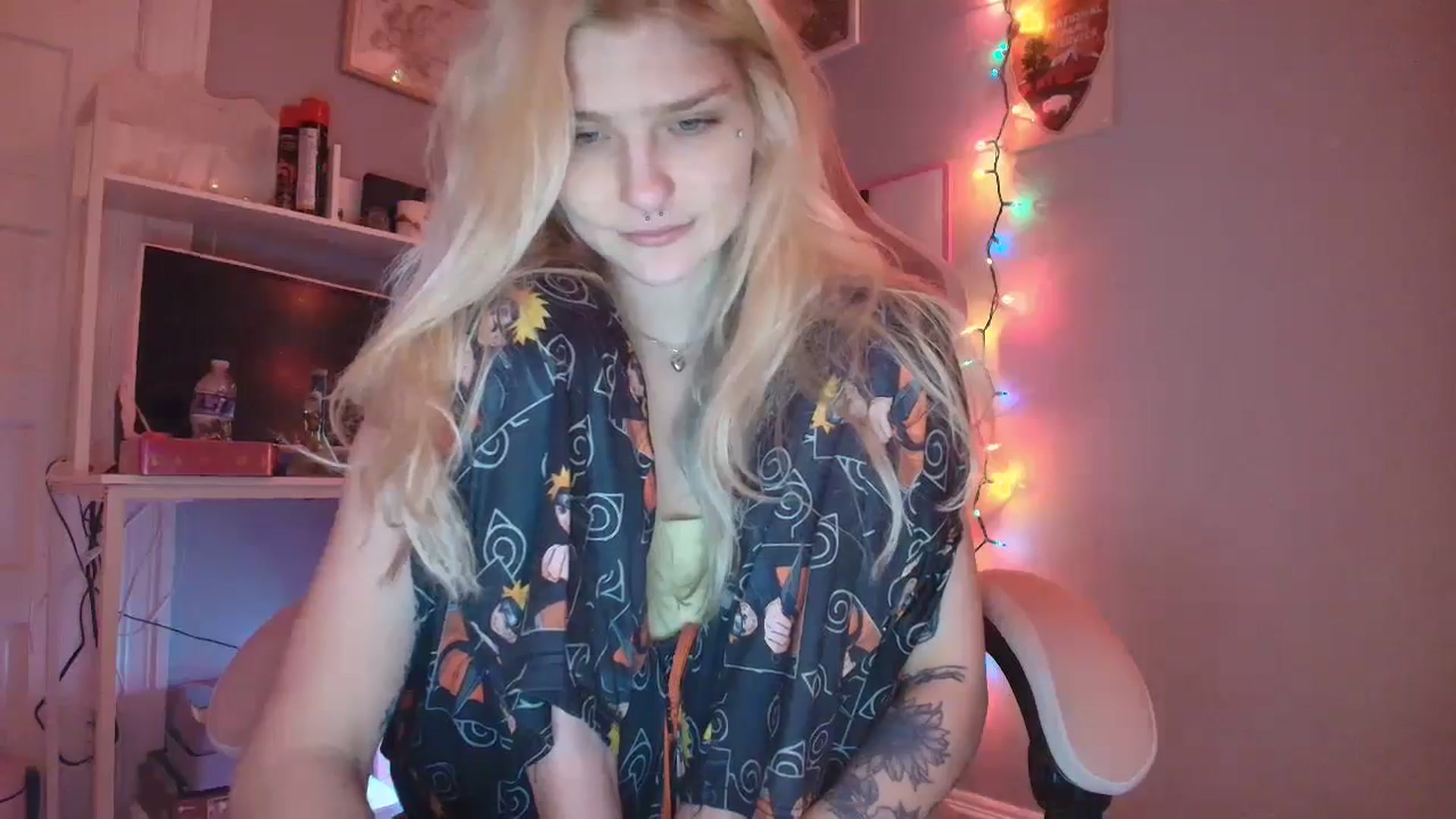Gallery image thumbnail from DuckChan0's myfreecams stream on, 11/12/2025, 15:32 image 20 of 20
