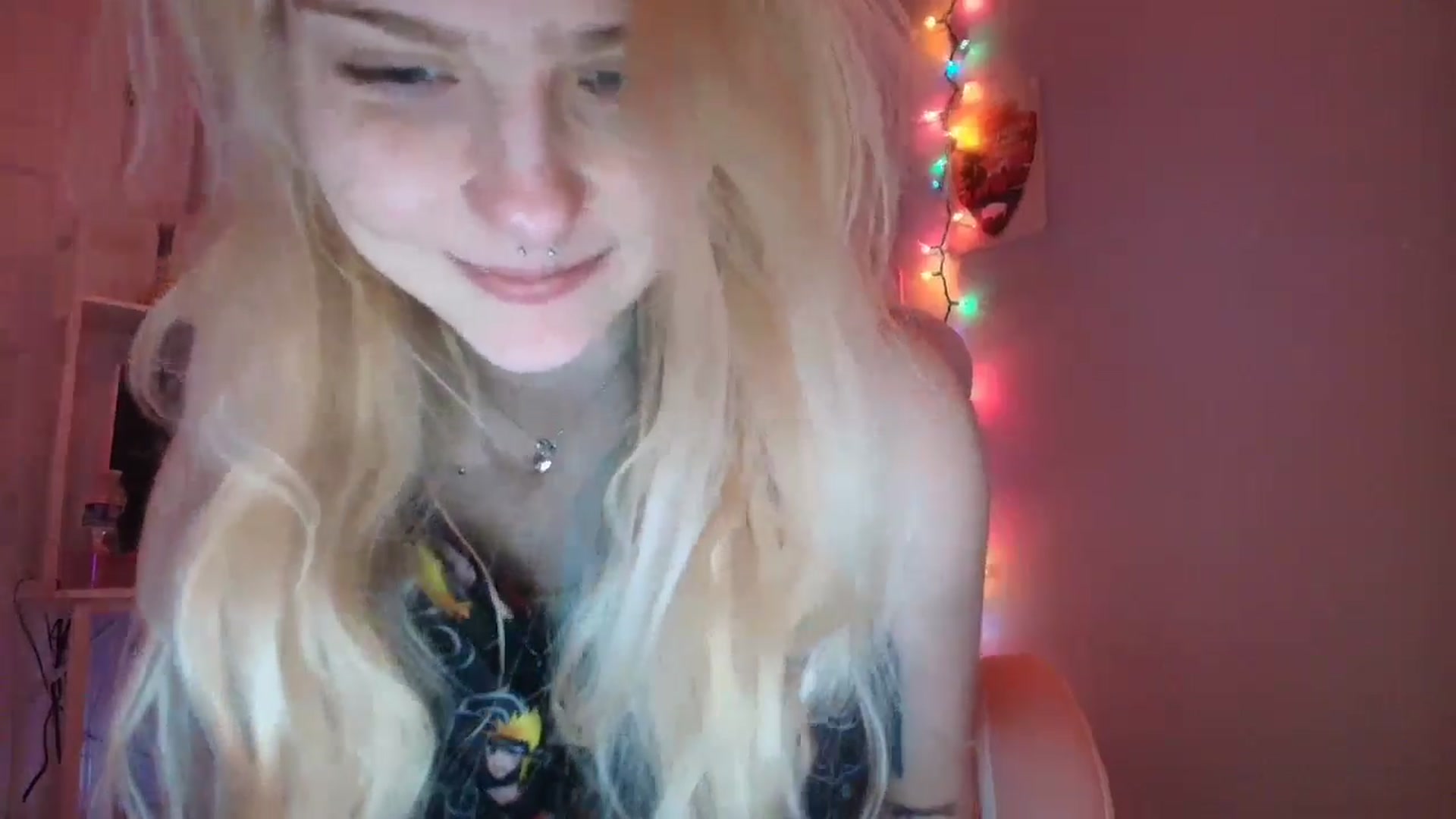 Gallery image thumbnail from DuckChan0's myfreecams stream on, 11/12/2025, 15:32 image 4 of 20