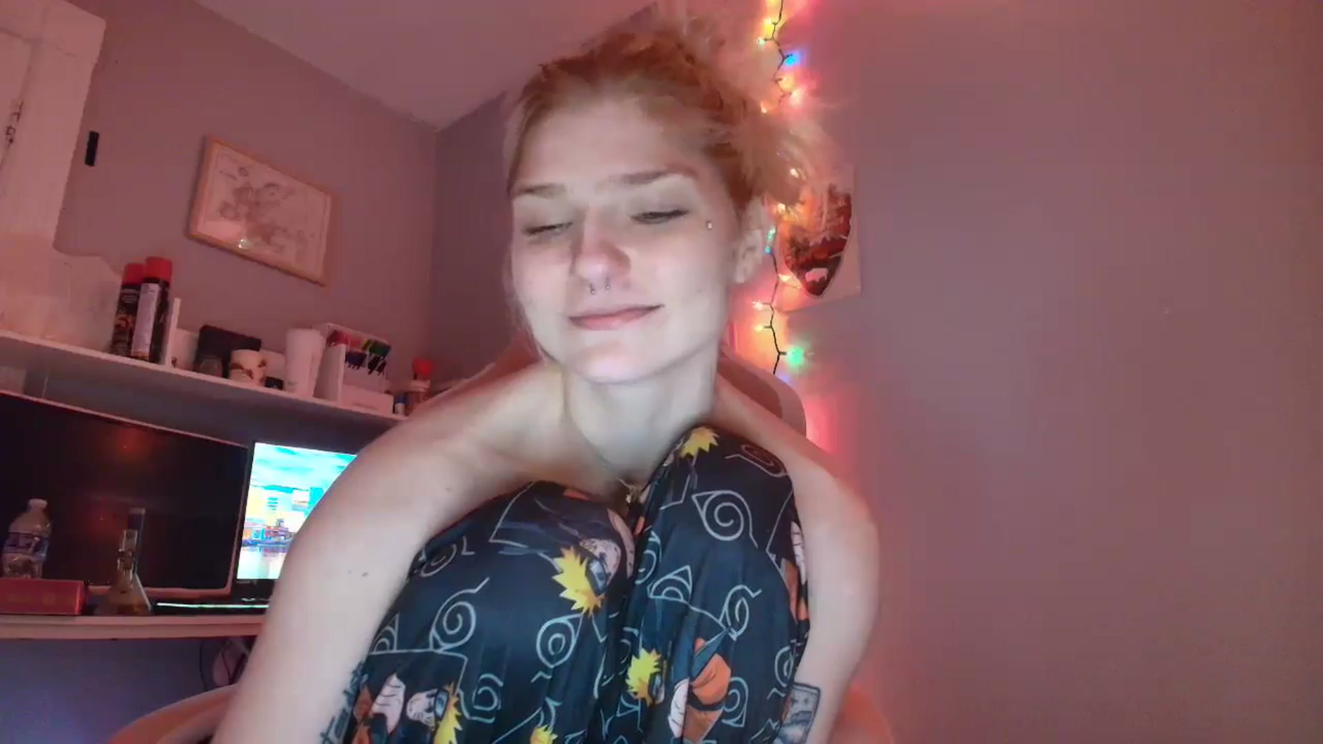Gallery image thumbnail from DuckChan0's myfreecams stream on, 11/12/2025, 15:32 image 14 of 20