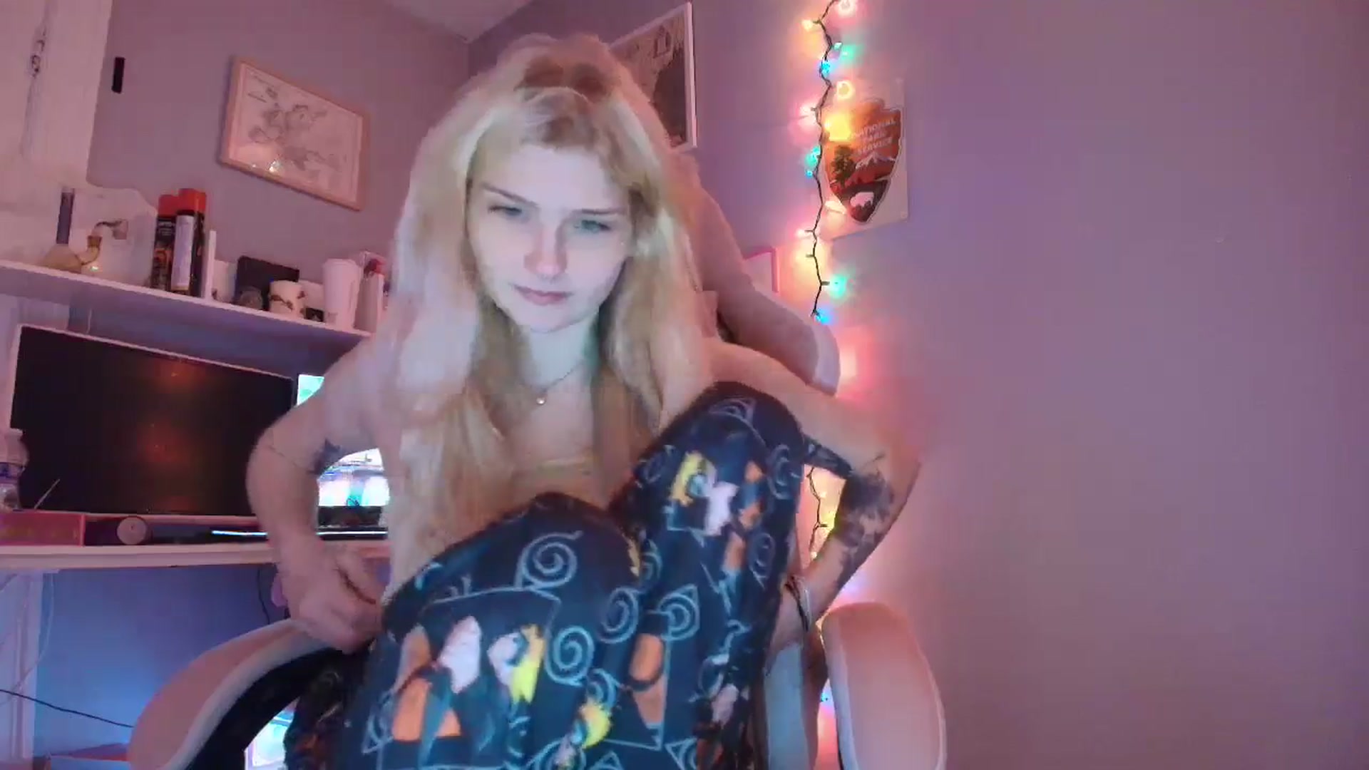 Gallery image thumbnail from DuckChan0's myfreecams stream on, 11/12/2025, 15:32 image 3 of 20