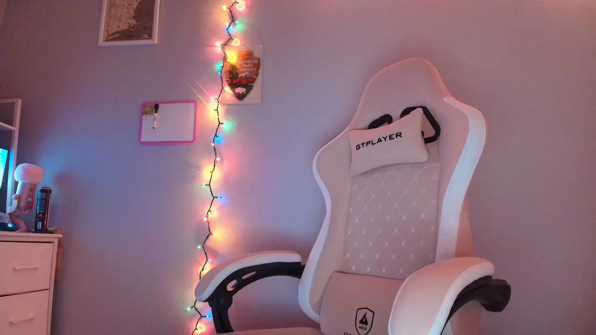 Gallery image thumbnail from DuckChan0's myfreecams stream on, 11/13/2025, 17:19 image 6 of 20