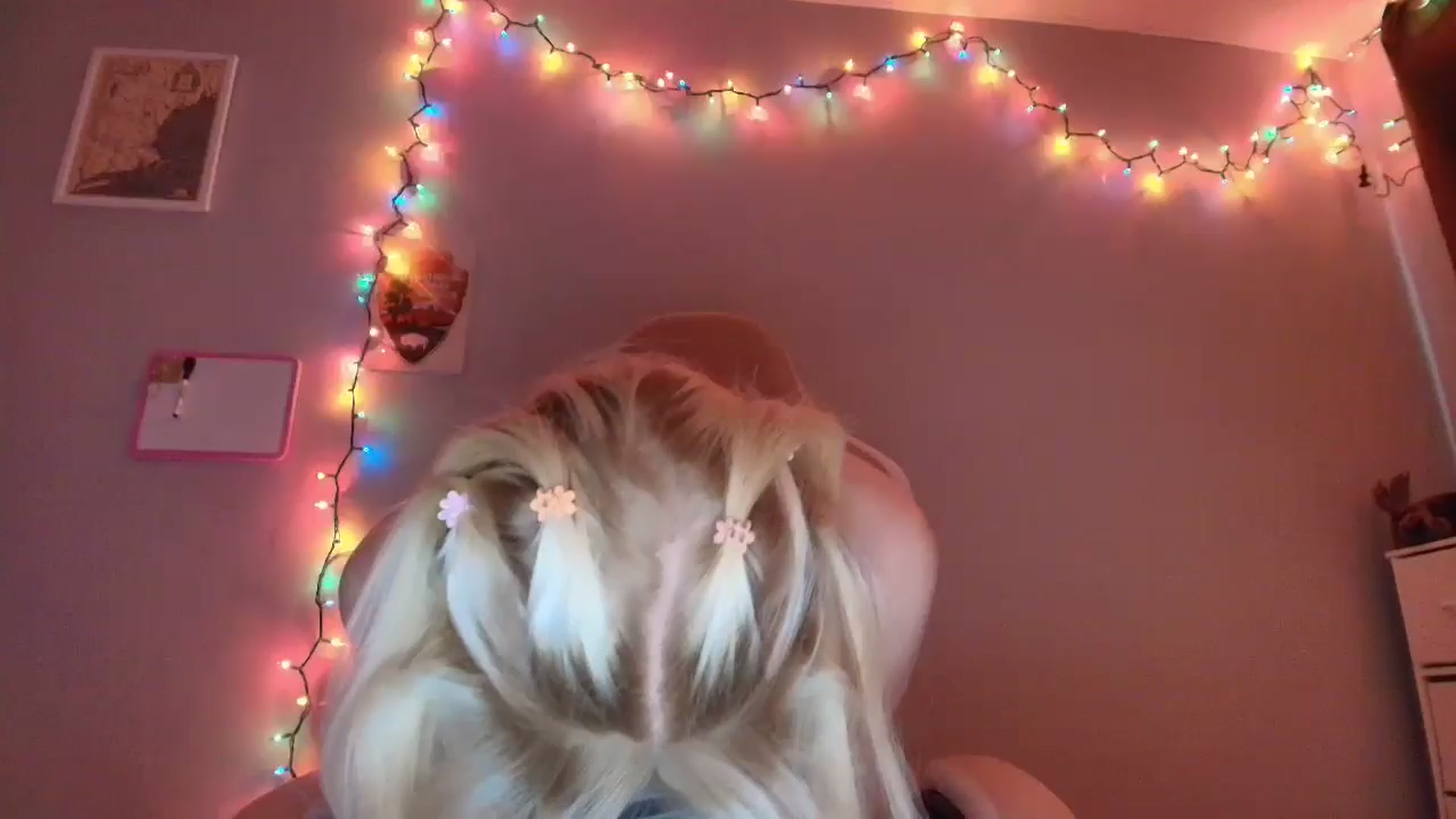 Gallery image thumbnail from DuckChan0's myfreecams stream on, 11/15/2025, 21:55 image 1 of 20