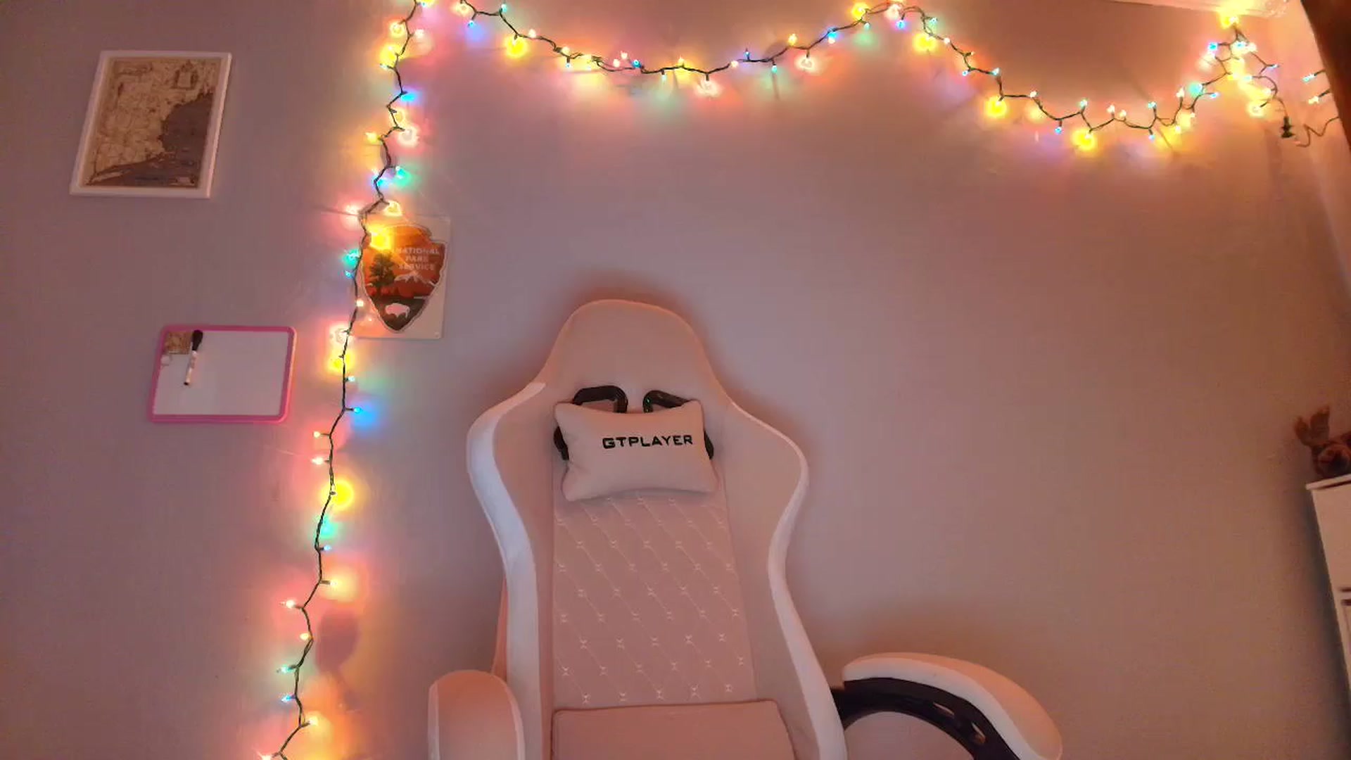 Gallery image thumbnail from DuckChan0's myfreecams stream on, 11/15/2025, 21:55 image 13 of 20