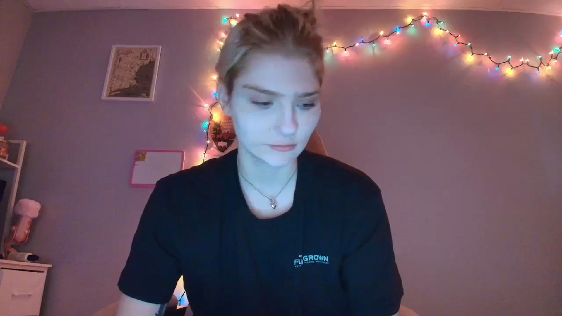 Gallery image thumbnail from DuckChan0's myfreecams stream on, 11/17/2025, 15:52 image 2 of 20
