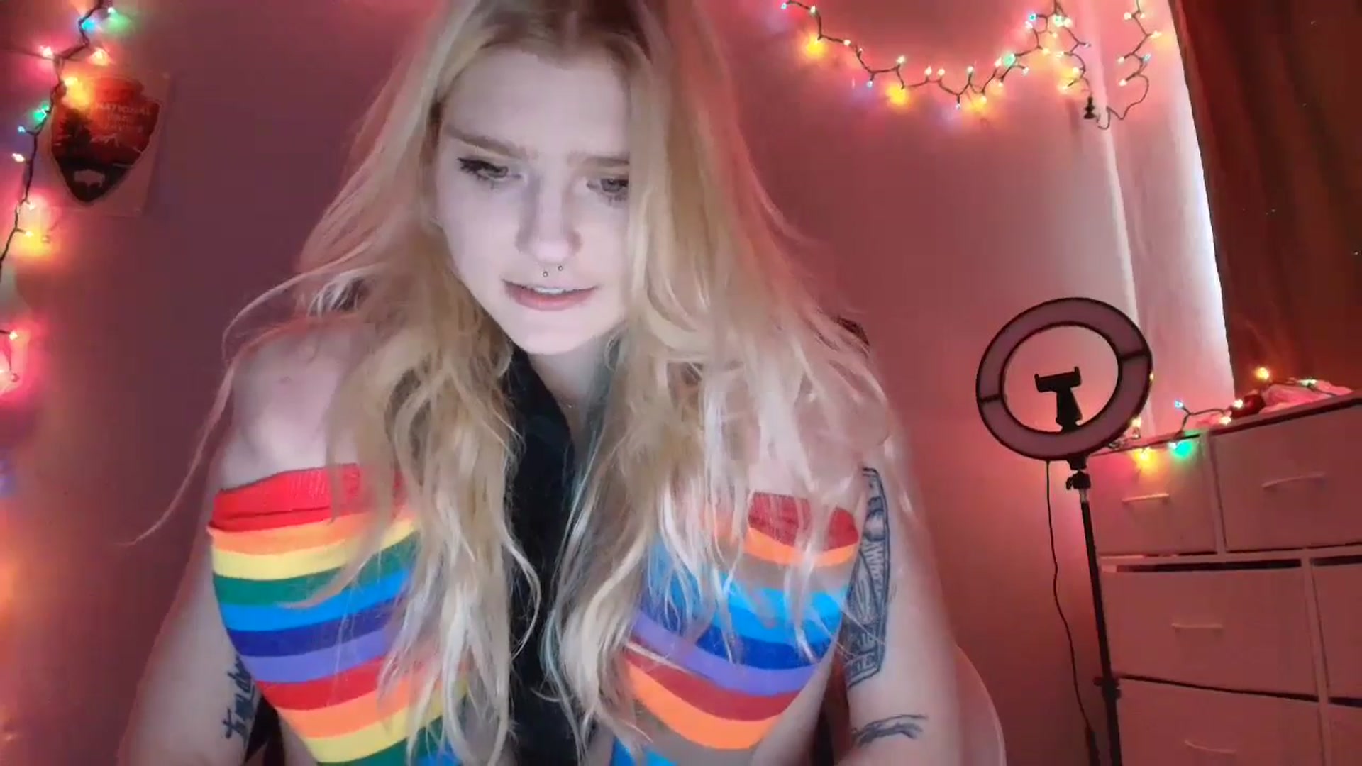 Gallery image thumbnail from DuckChan0's myfreecams stream on, 11/20/2025, 16:12 image 8 of 20