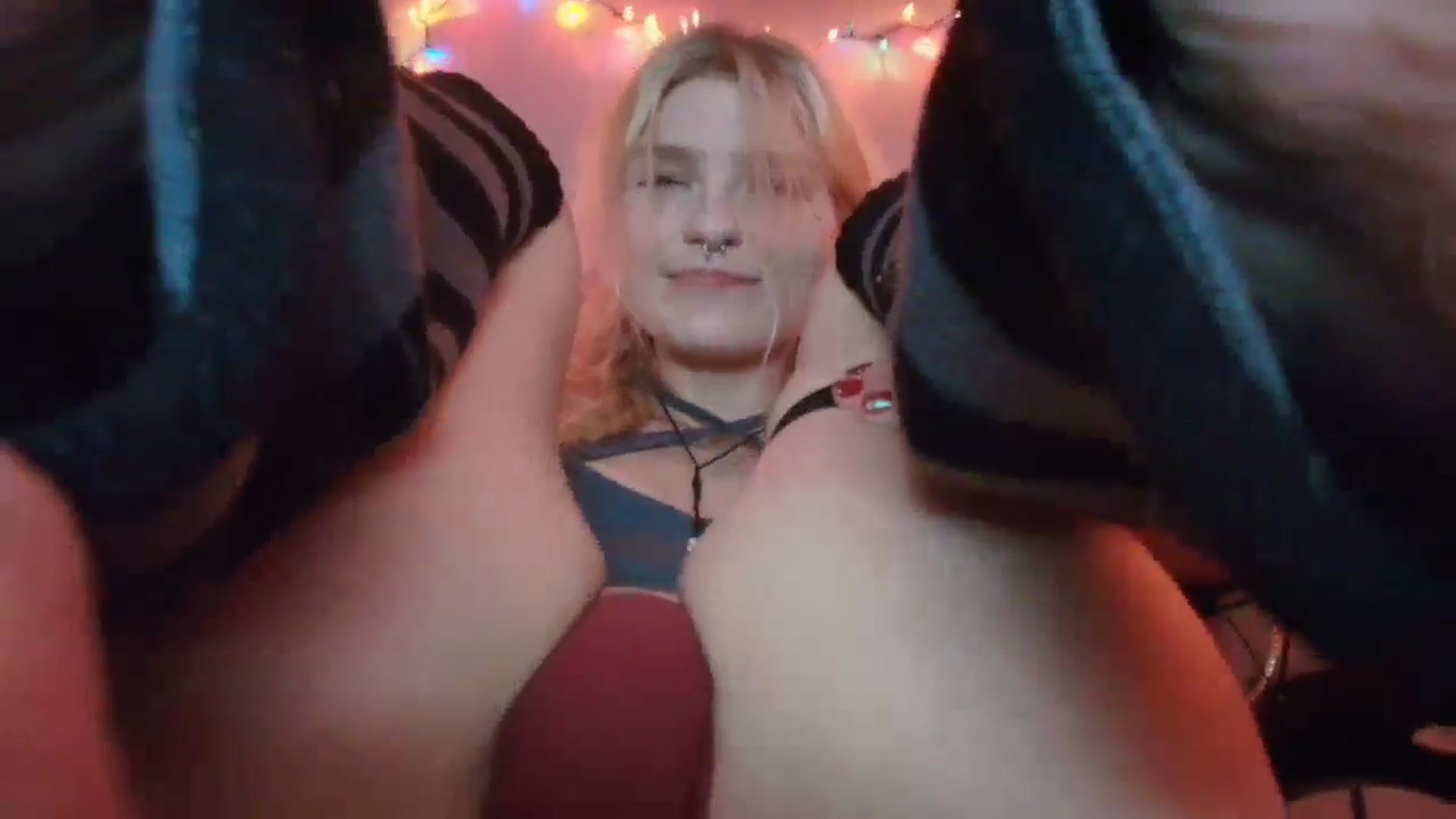 Gallery image thumbnail from DuckChan0's myfreecams stream on, 11/23/2025, 24:05 image 13 of 20