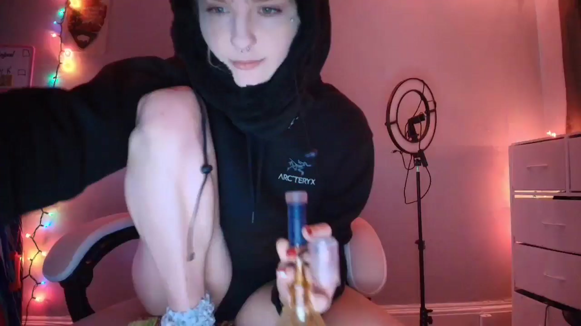 Gallery image thumbnail from DuckChan0's myfreecams stream on, 11/24/2025, 16:33 image 1 of 20