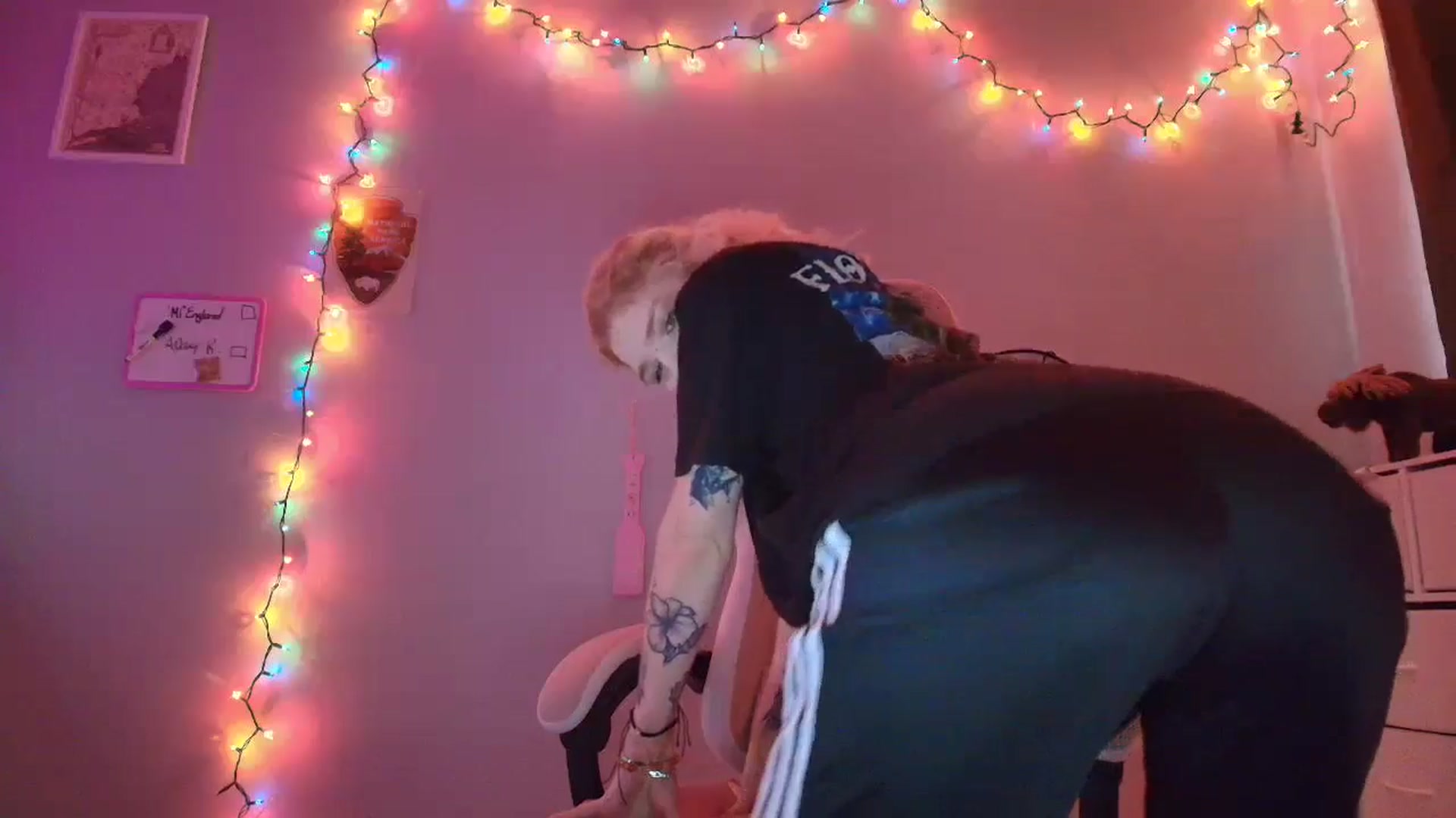 Gallery image thumbnail from DuckChan0's myfreecams stream on, 11/26/2025, 20:15 image 3 of 20