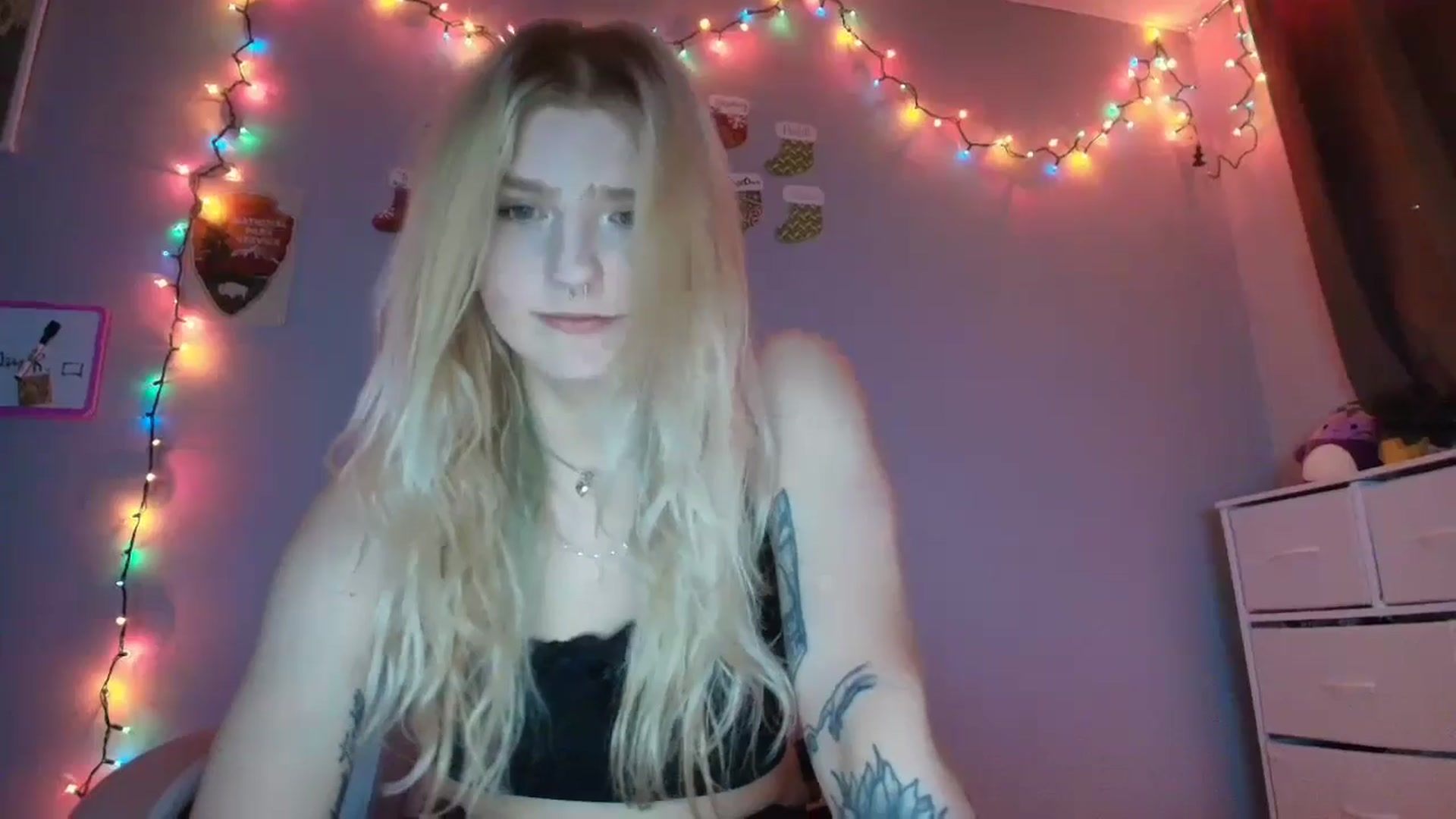 Gallery image thumbnail from DuckChan0's myfreecams stream on, 12/07/2025, 18:05 image 20 of 20