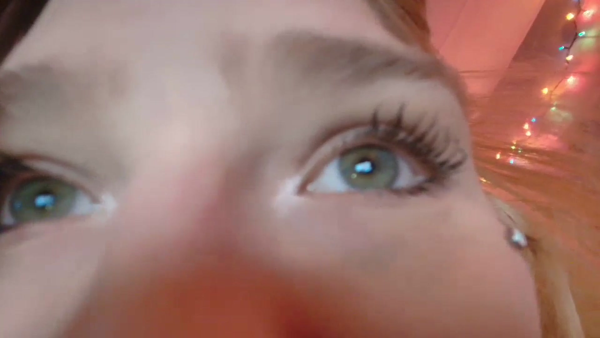 Gallery image thumbnail from DuckChan0's myfreecams stream on, 12/17/2025, 16:00 image 10 of 20