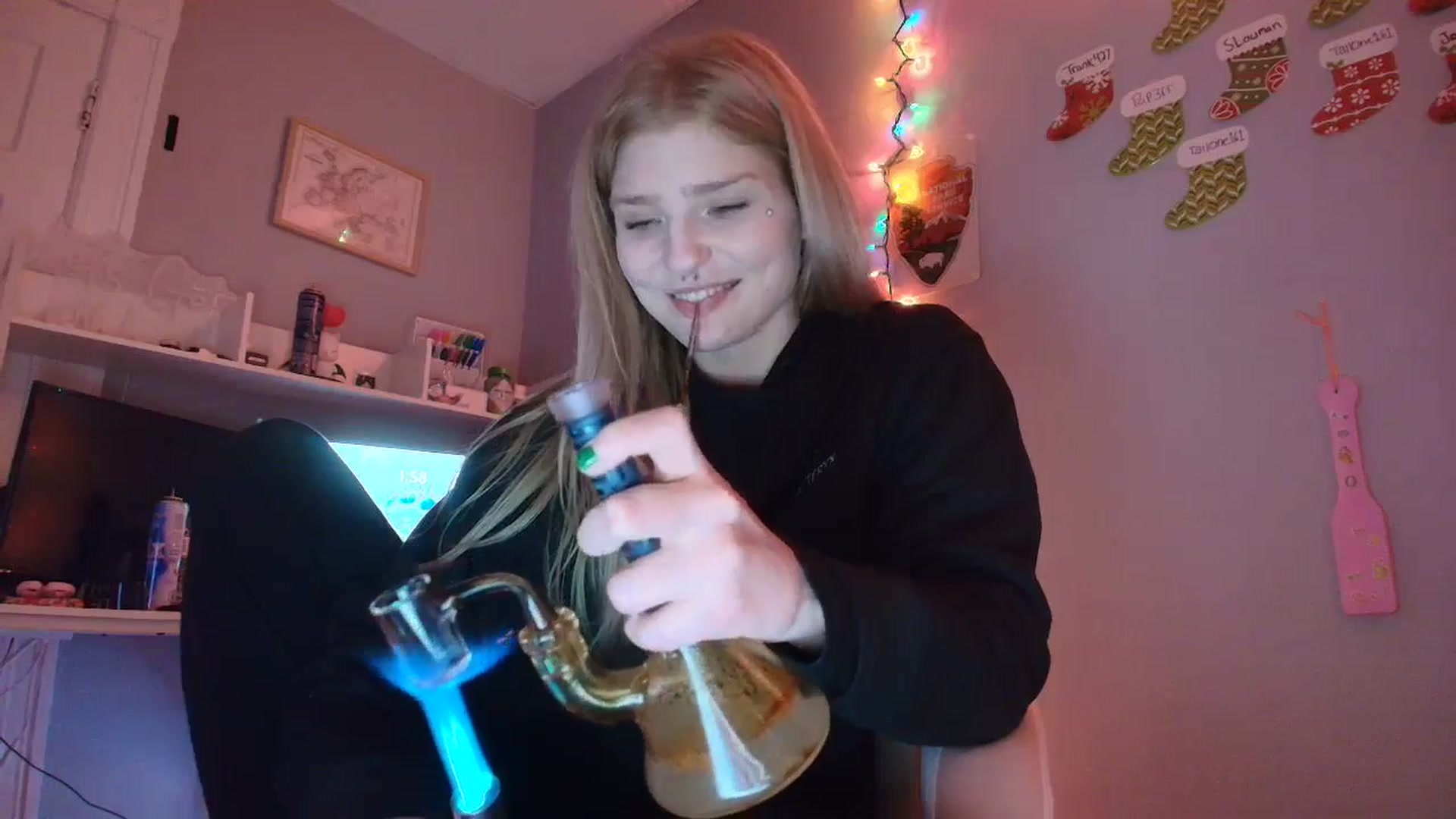 Gallery image thumbnail from DuckChan0's myfreecams stream on, 12/19/2025, 19:58 image 3 of 20