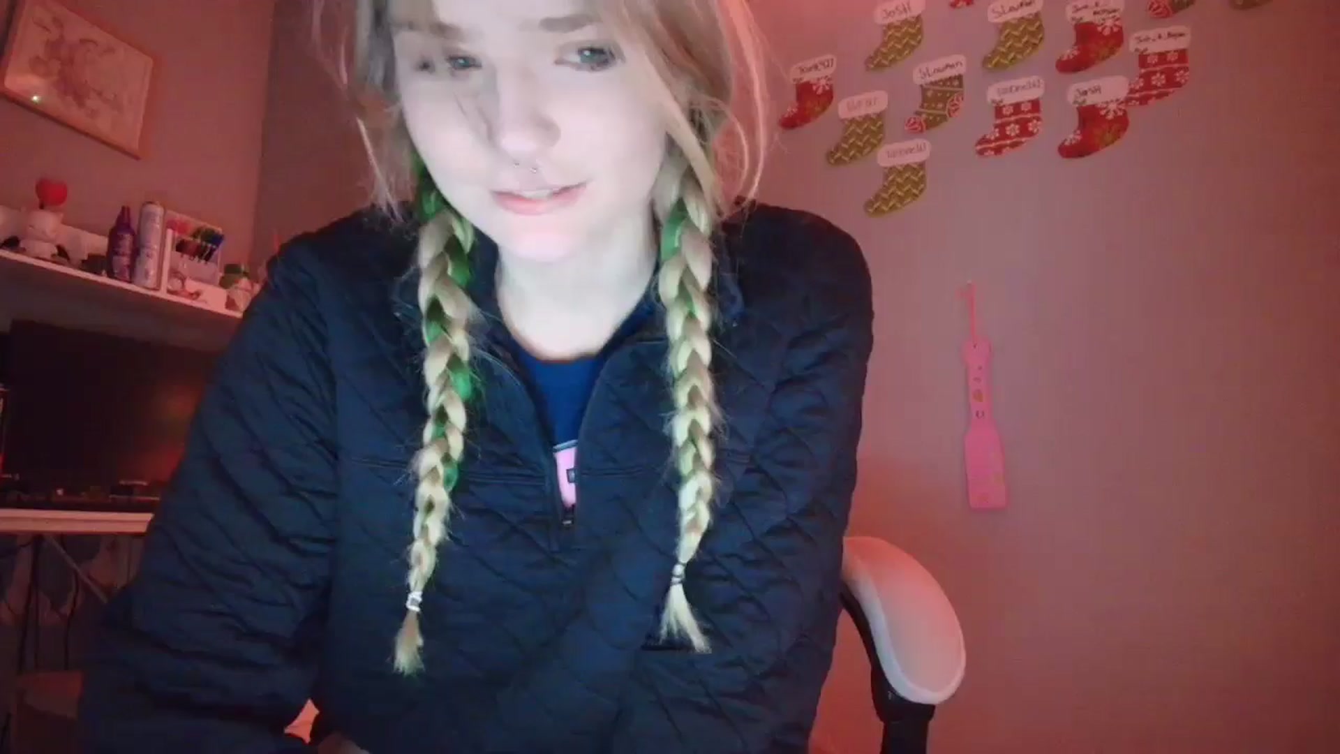 Gallery image thumbnail from DuckChan0's myfreecams stream on, 12/21/2025, 17:42 image 1 of 20