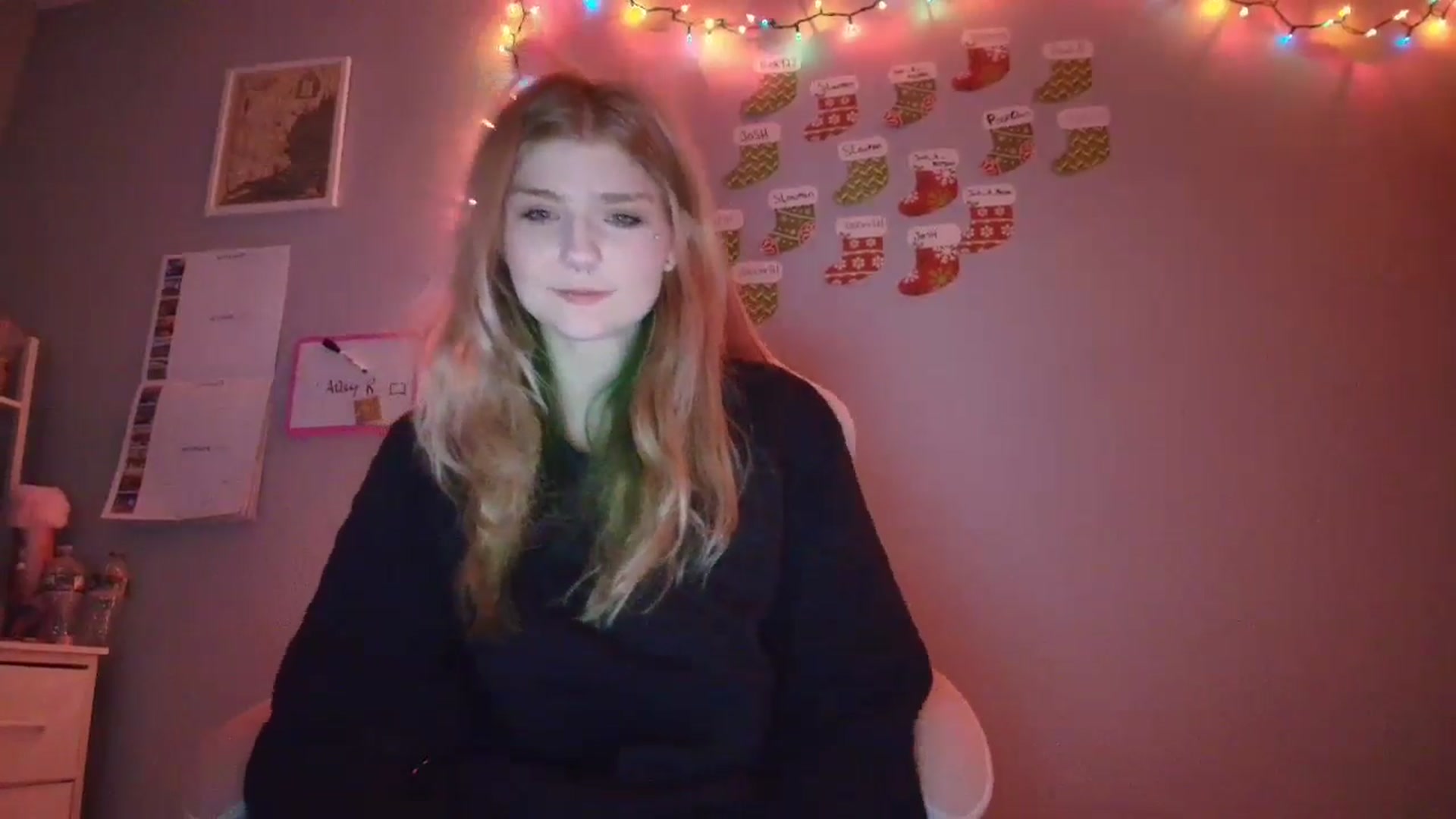Gallery image thumbnail from DuckChan0's myfreecams stream on, 12/21/2025, 17:42 image 9 of 20
