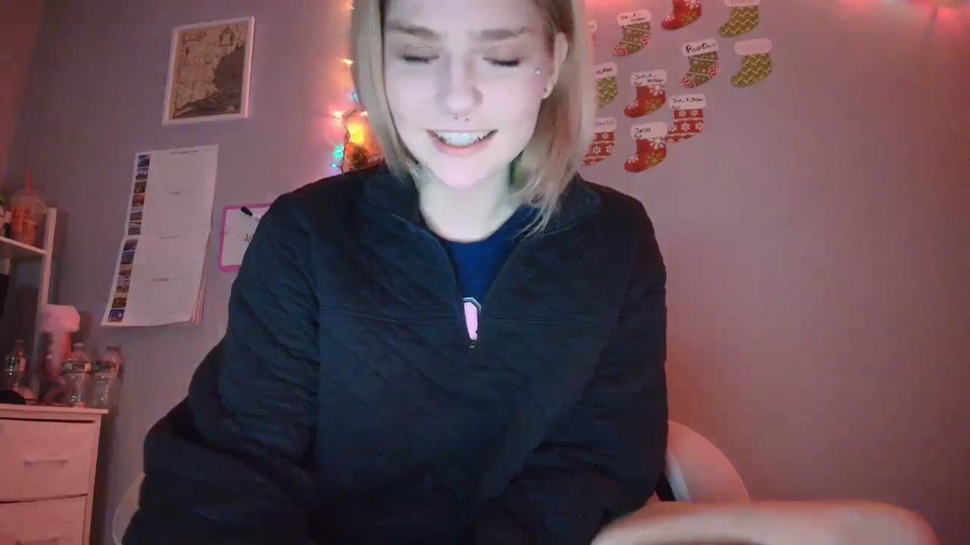 Gallery image thumbnail from DuckChan0's myfreecams stream on, 12/21/2025, 17:42 image 8 of 20