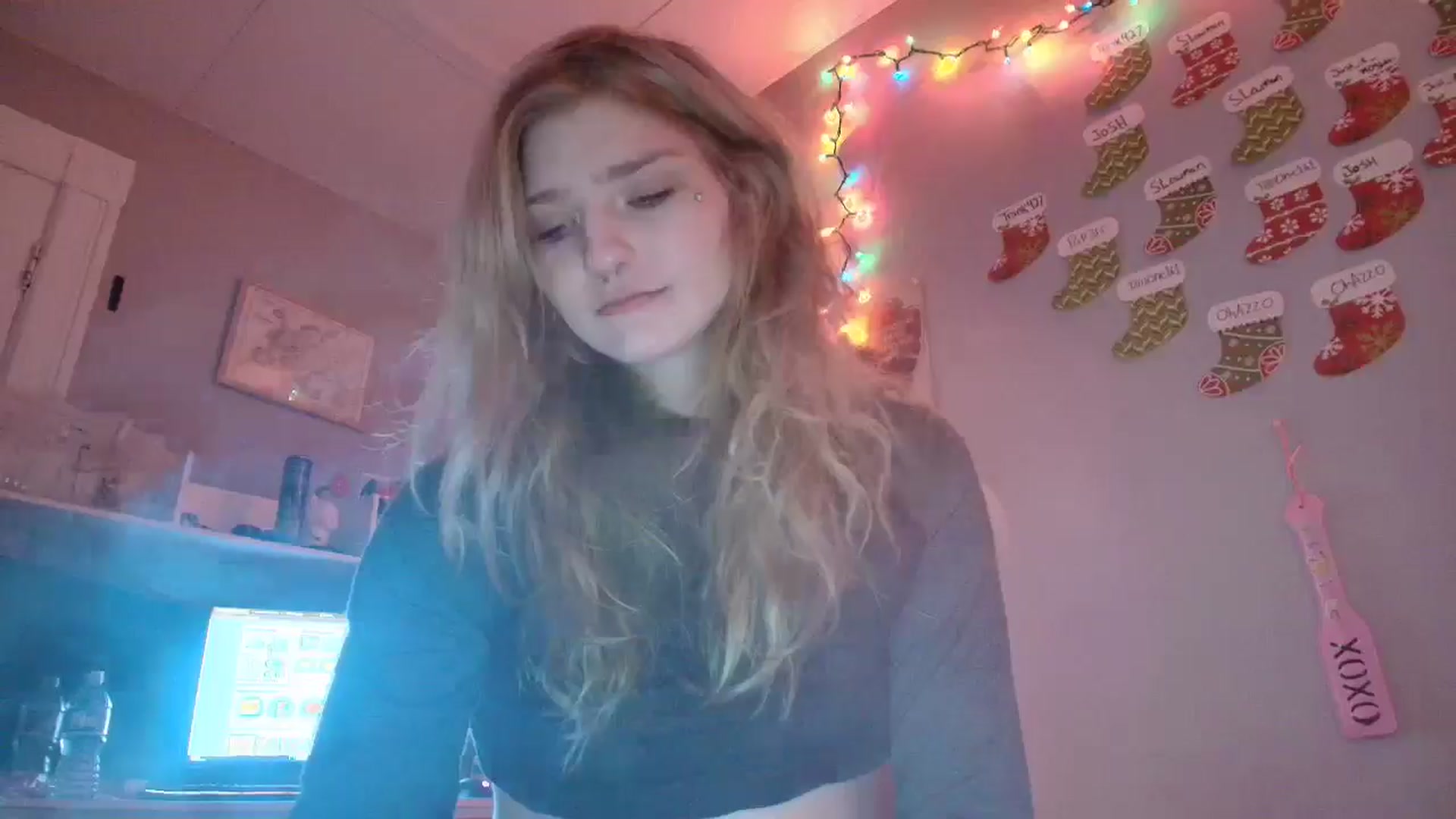Gallery image thumbnail from DuckChan0's myfreecams stream on, 12/26/2025, 18:32 image 6 of 20