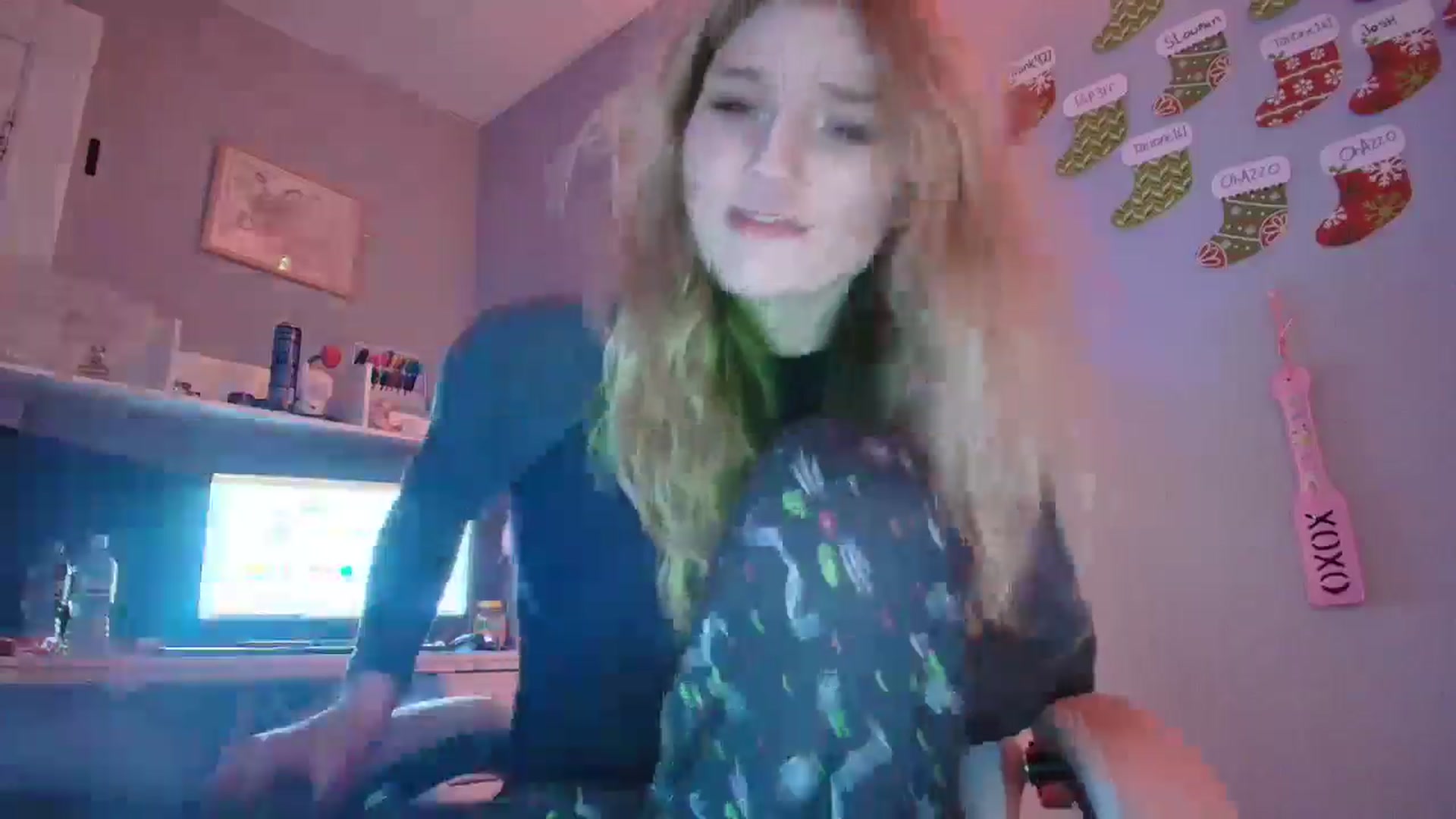 Gallery image thumbnail from DuckChan0's myfreecams stream on, 12/26/2025, 18:32 image 5 of 20