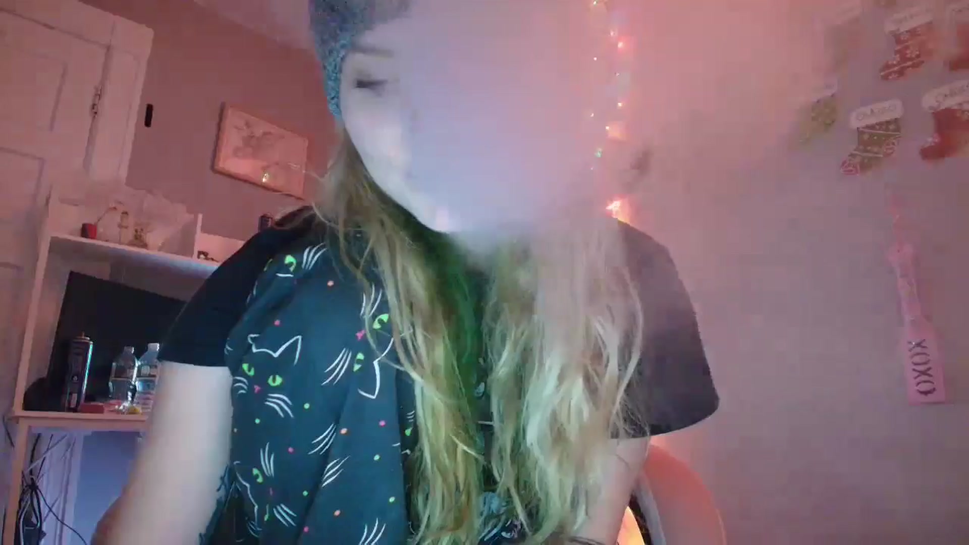 Gallery image thumbnail from DuckChan0's myfreecams stream on, 12/26/2025, 20:16 image 12 of 20