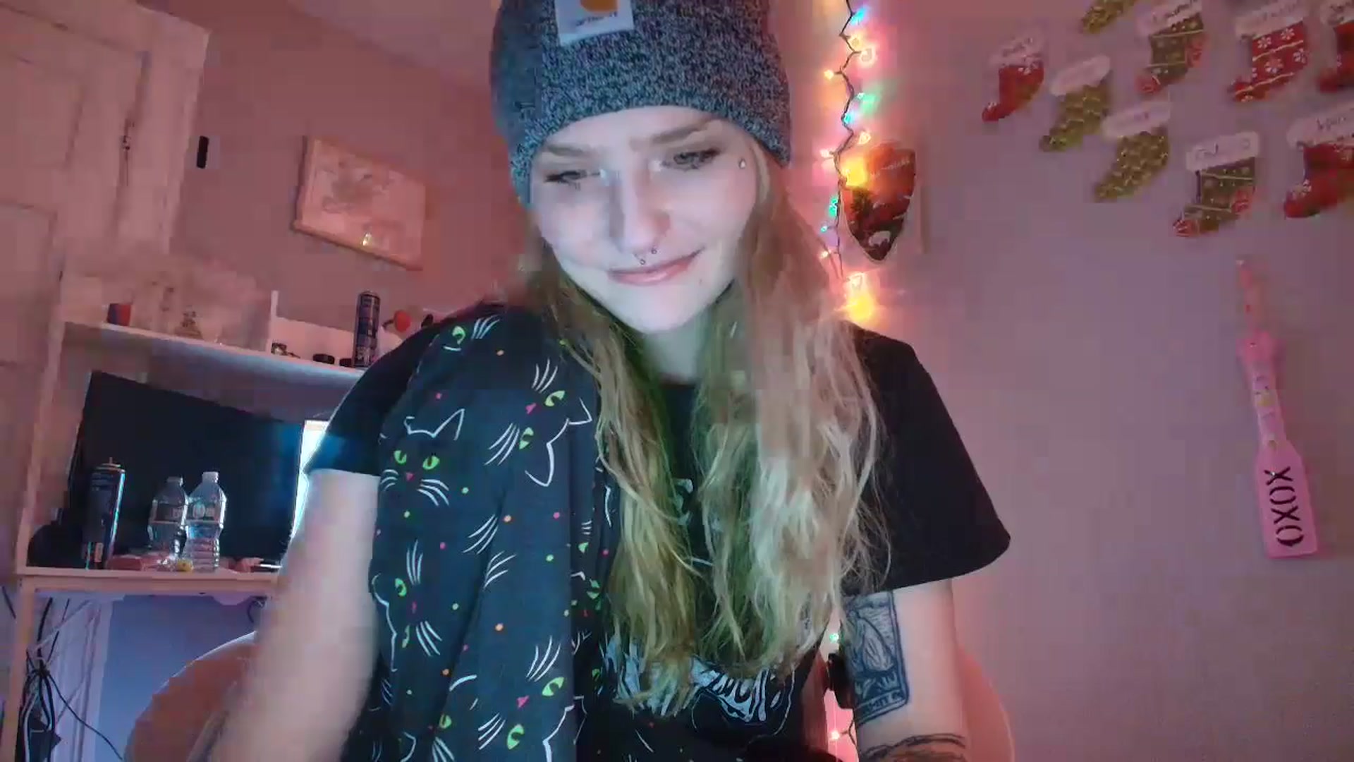 Gallery image thumbnail from DuckChan0's myfreecams stream on, 12/26/2025, 20:16 image 11 of 20