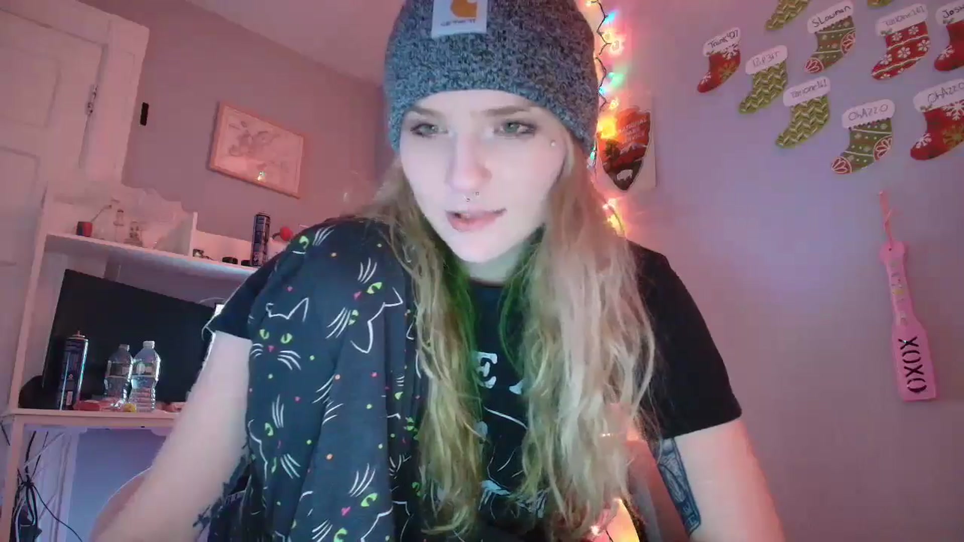 Gallery image thumbnail from DuckChan0's myfreecams stream on, 12/26/2025, 20:16 image 10 of 20