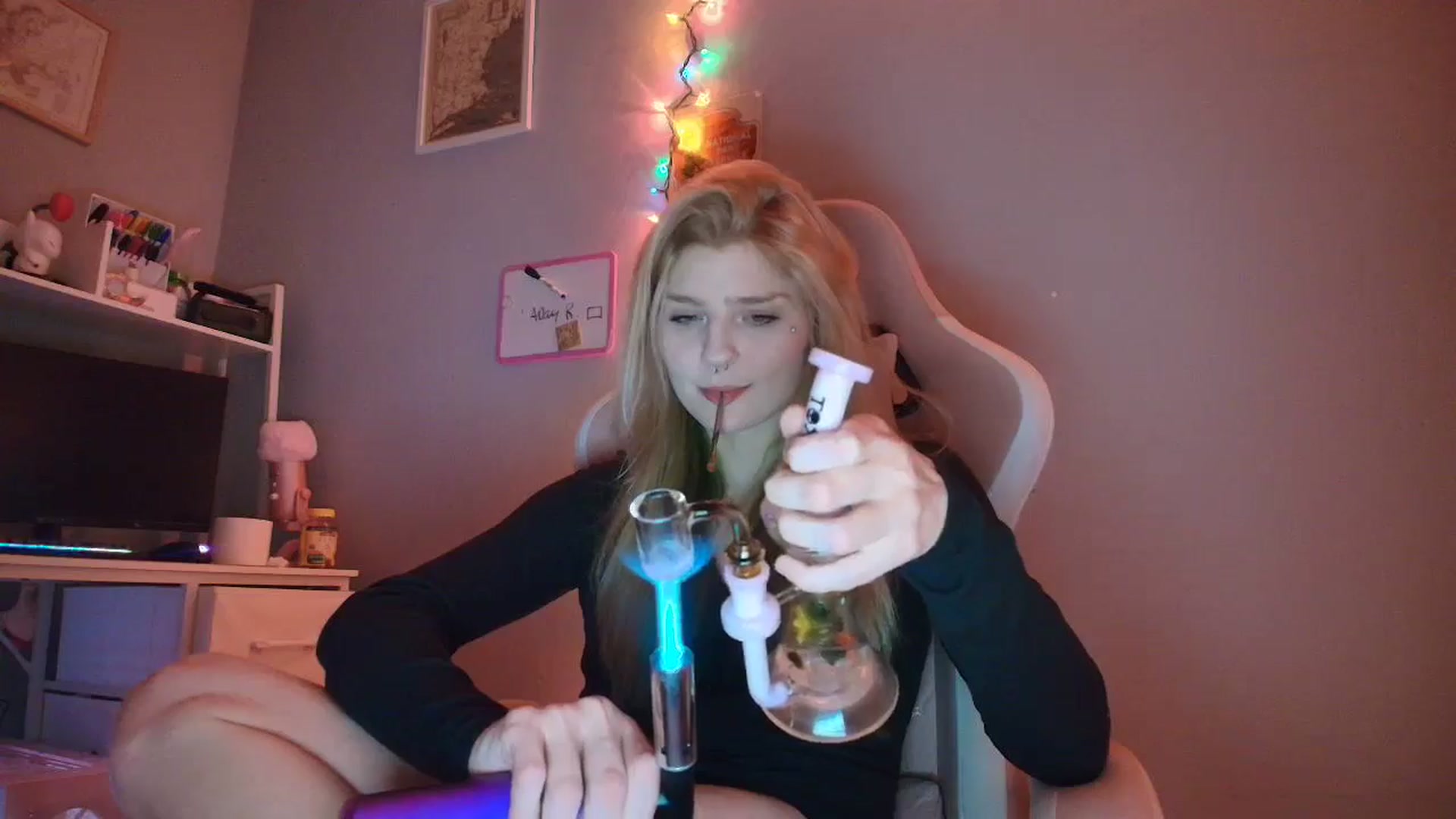 Gallery image thumbnail from DuckChan0's myfreecams stream on, 12/29/2025, 03:02 image 7 of 20