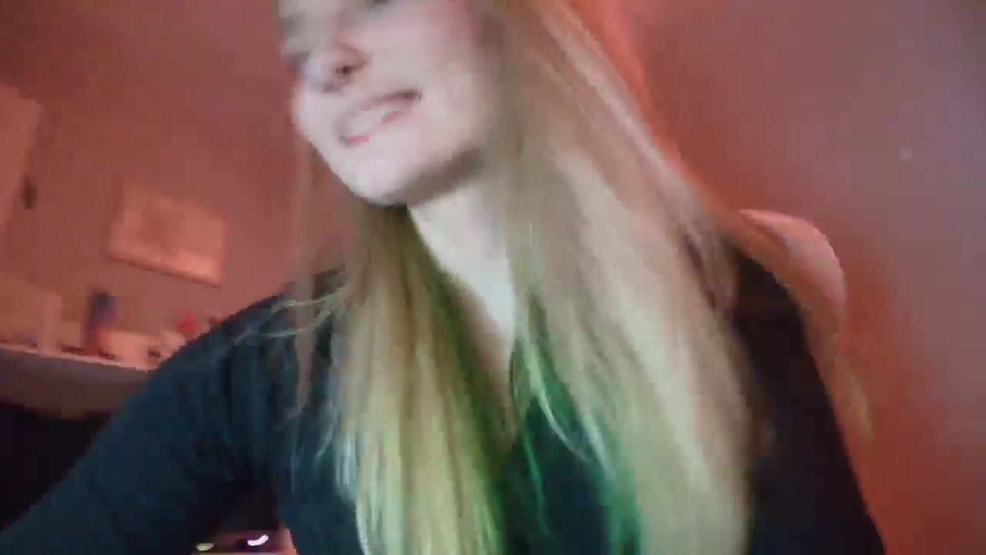 Gallery image thumbnail from DuckChan0's myfreecams stream on, 12/29/2025, 03:02 image 11 of 20