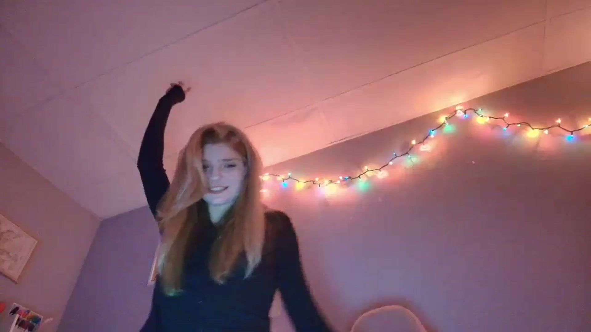Gallery image thumbnail from DuckChan0's myfreecams stream on, 12/29/2025, 03:02 image 16 of 20
