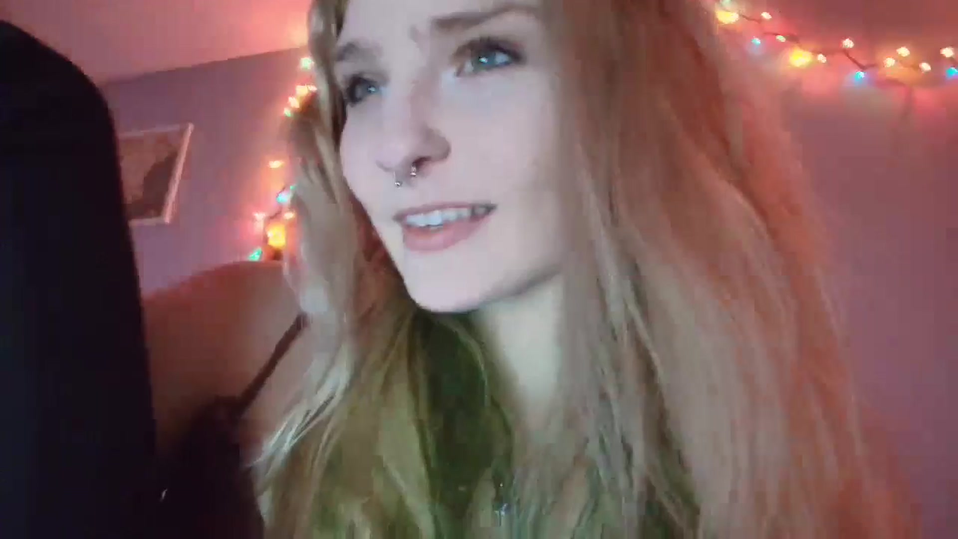 Gallery image thumbnail from DuckChan0's myfreecams stream on, 12/29/2025, 18:18 image 20 of 20