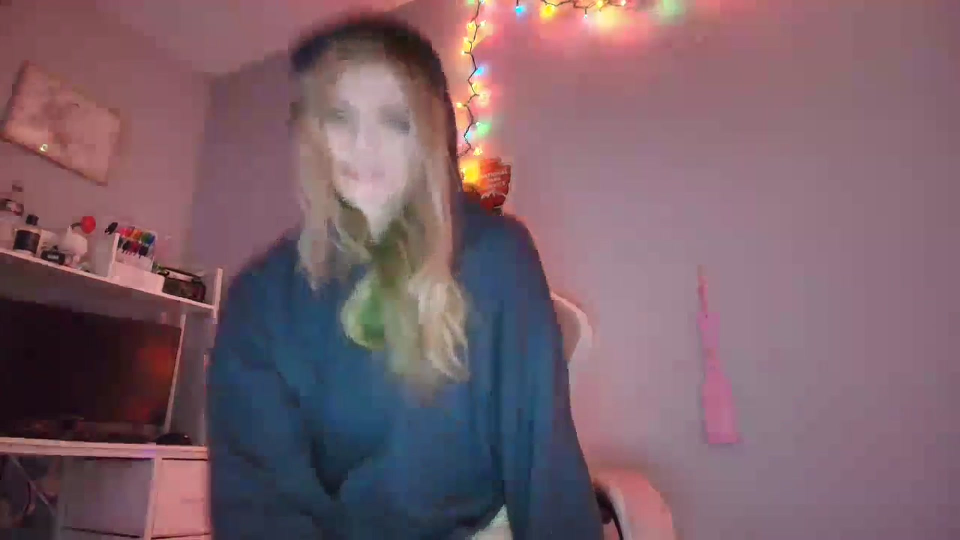 Gallery image thumbnail from DuckChan0's myfreecams stream on, 01/01/2026, 19:13 image 19 of 20