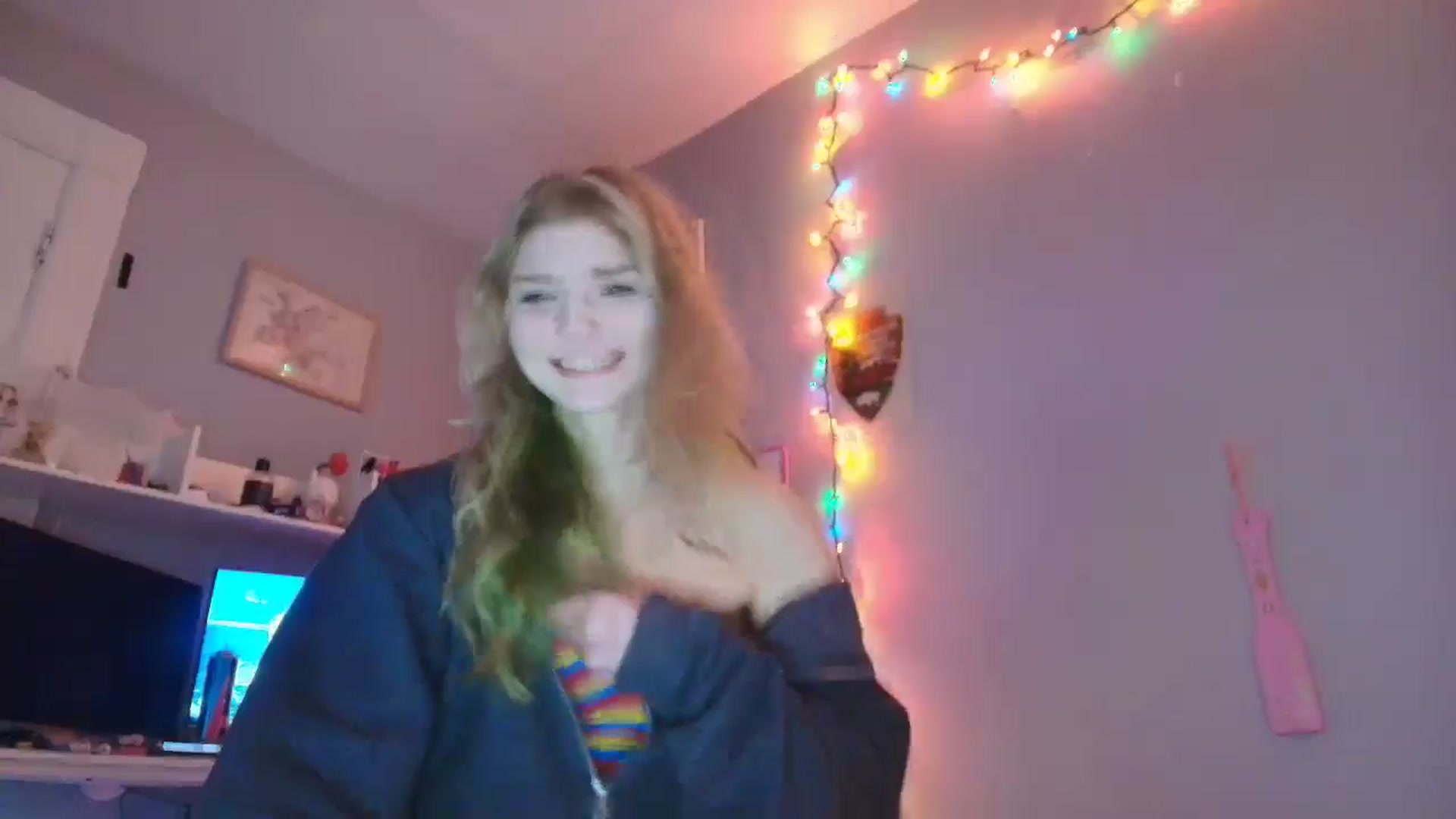 Gallery image thumbnail from DuckChan0's myfreecams stream on, 01/02/2026, 18:46 image 6 of 20