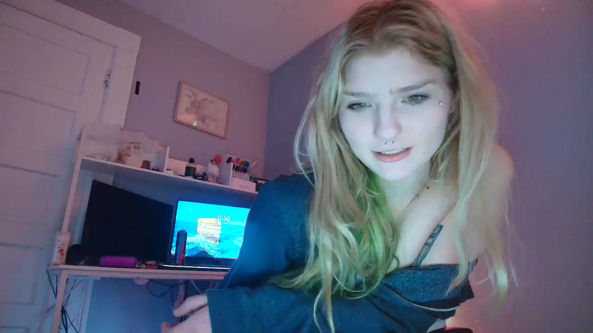 Gallery image thumbnail from DuckChan0's myfreecams stream on, 01/02/2026, 18:46 image 5 of 20