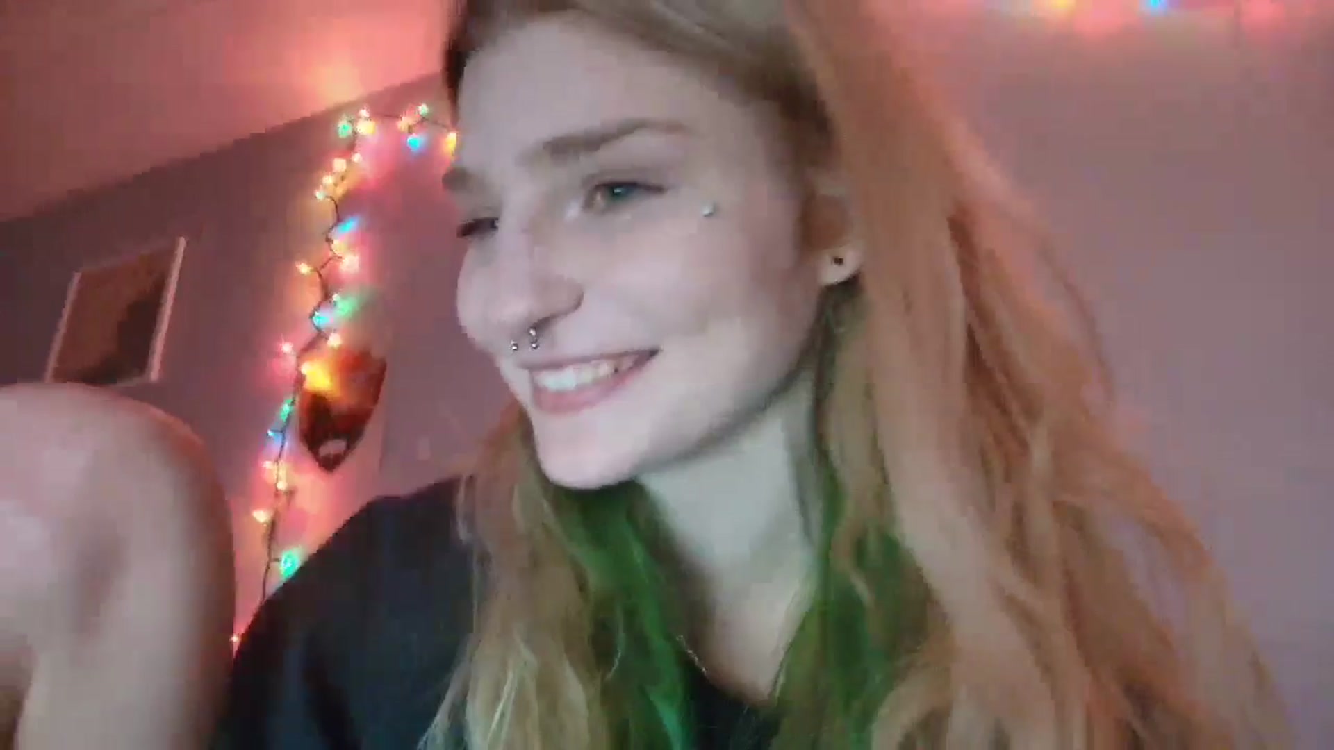 Gallery image thumbnail from DuckChan0's myfreecams stream on, 01/08/2026, 19:07 image 13 of 20